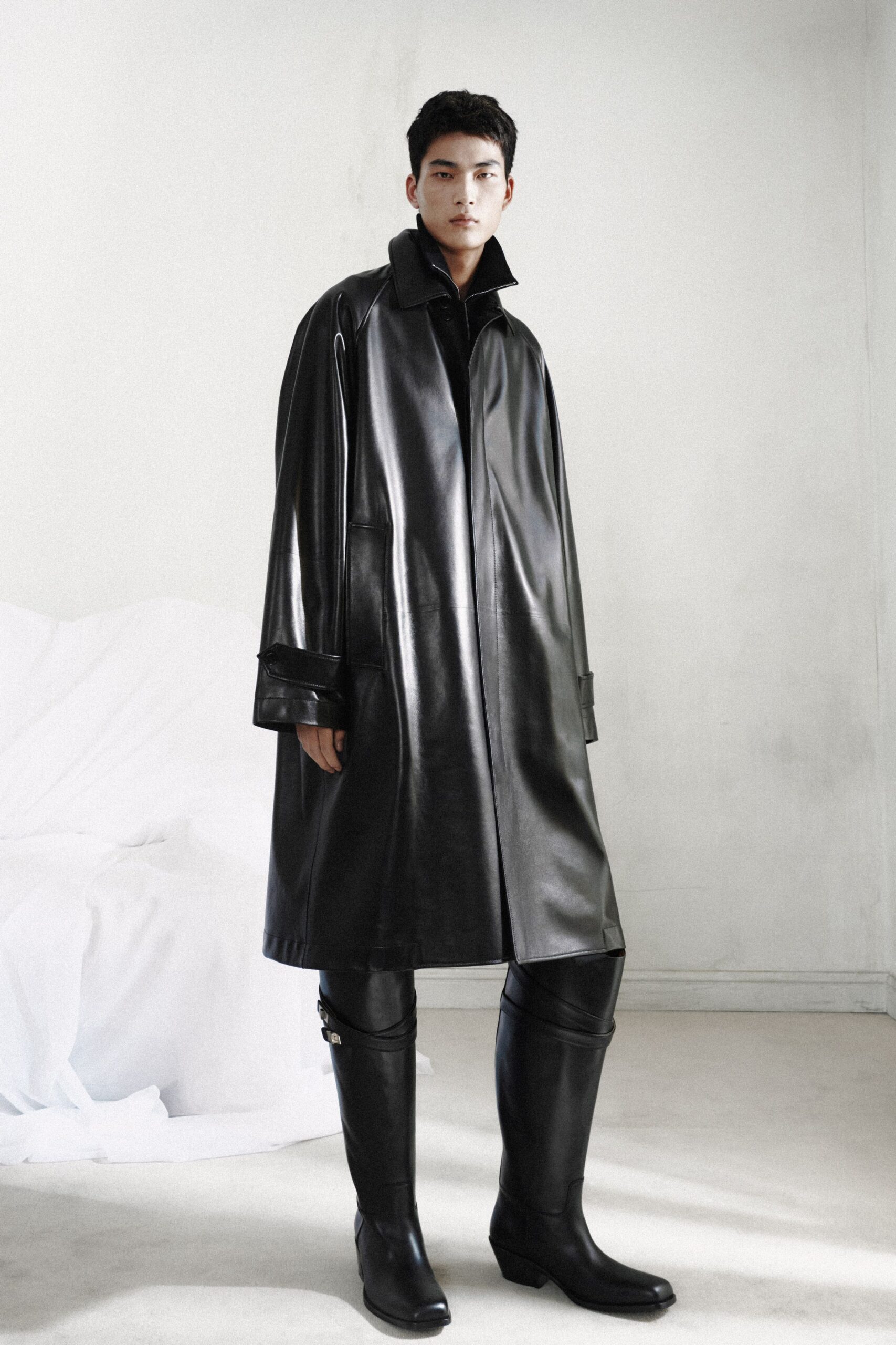 black leather long-sleeve collared oversized coat