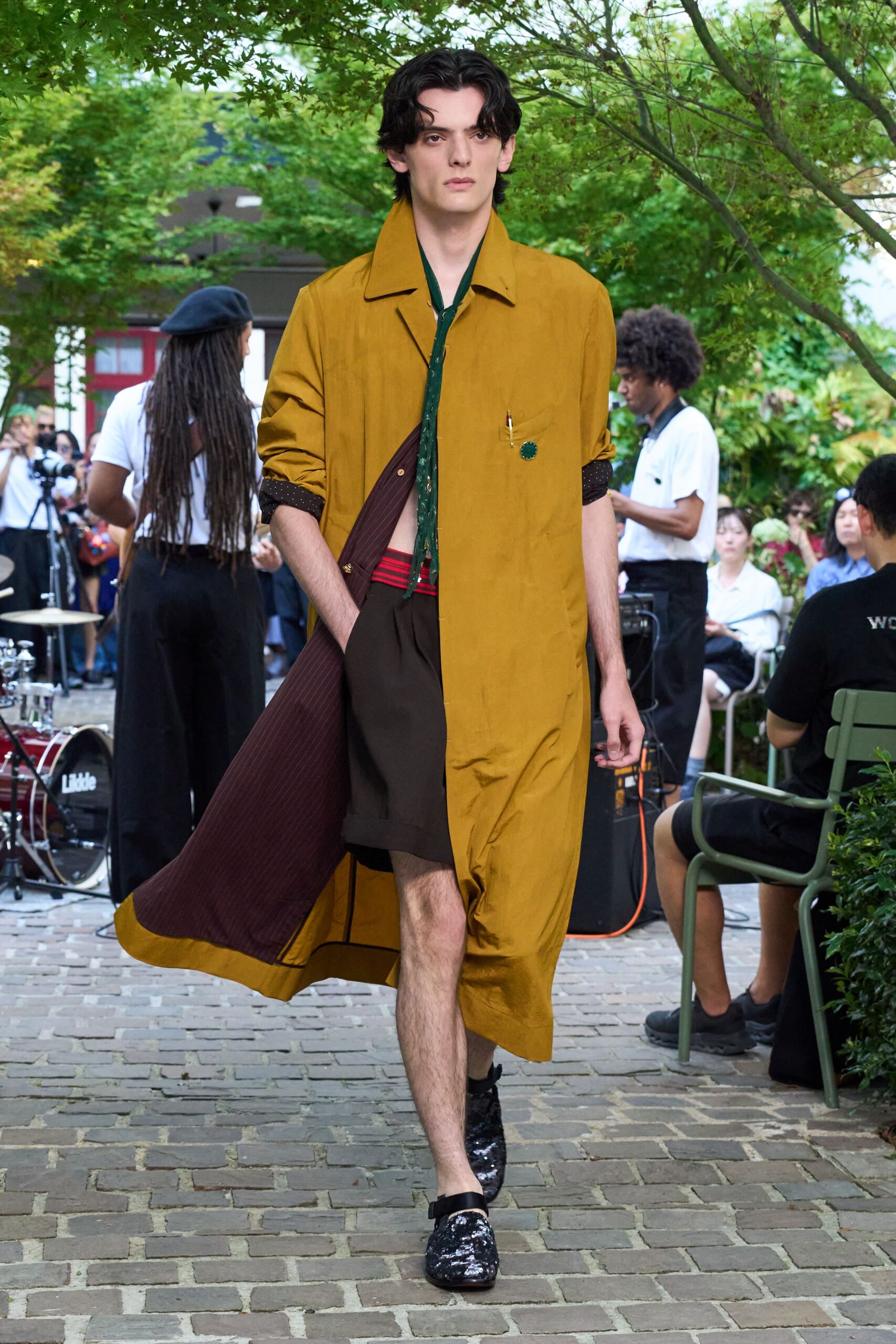 brown cotton long-sleeve collared relaxed layered midi coat