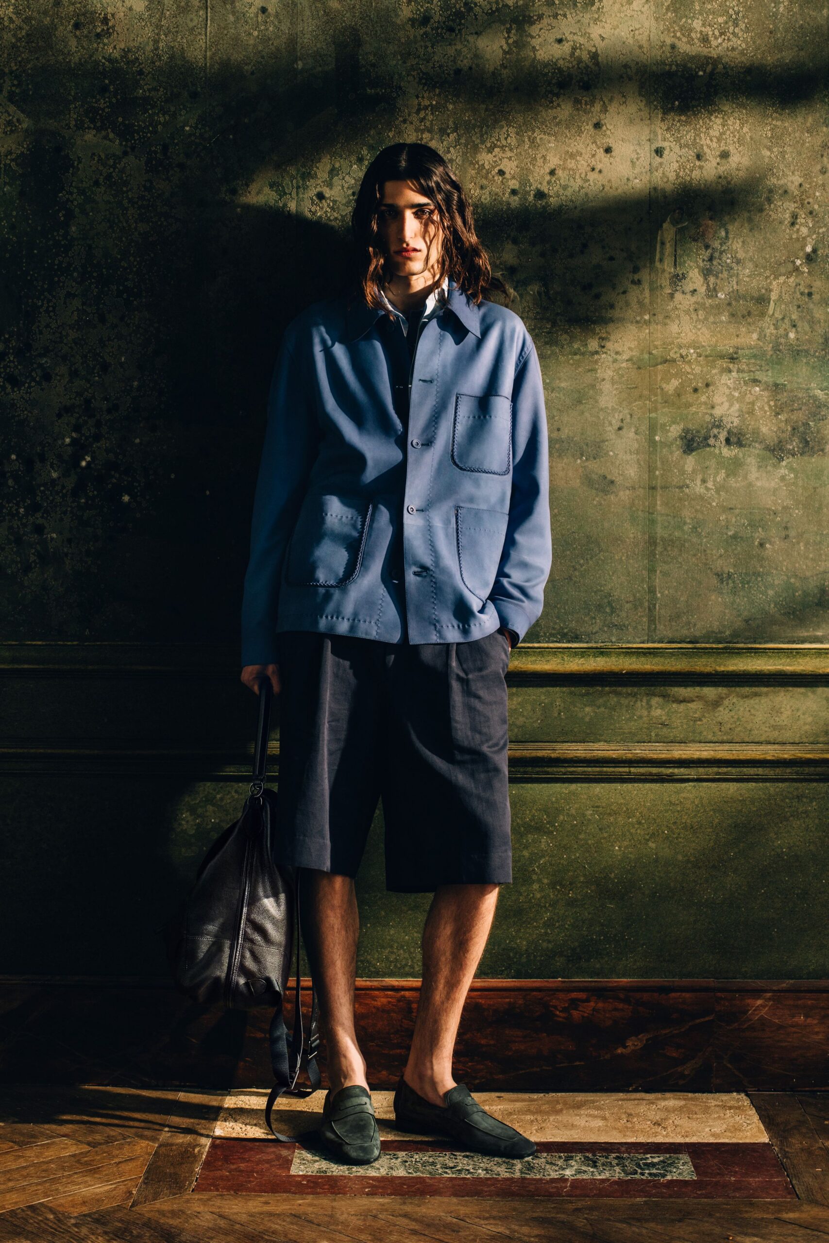 blue cotton long-sleeve collared relaxed buttoned jacket