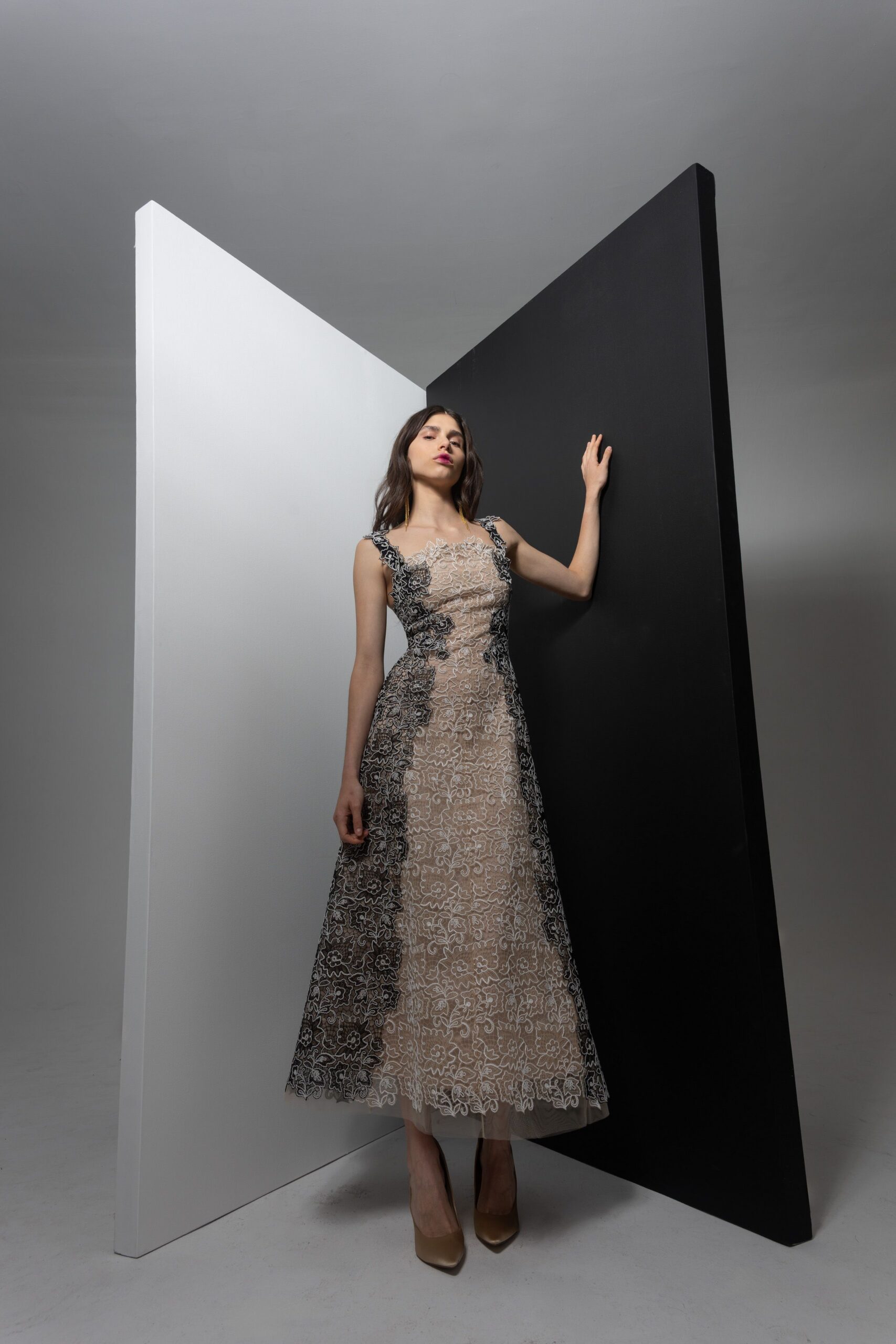 beige lace sleeveless v-neck fitted embroidered layered gown