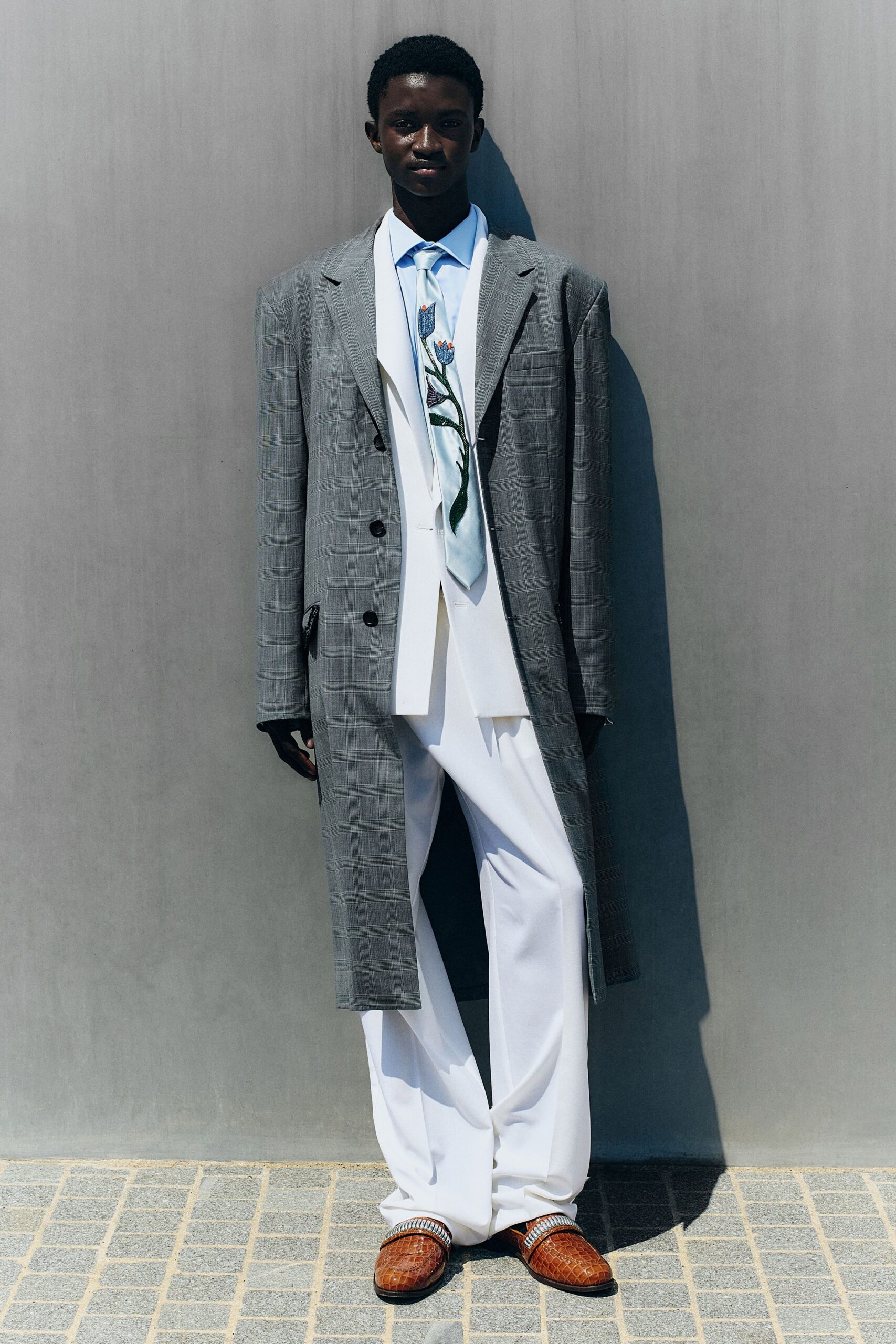 gray wool long-sleeve collared tailored checked coat