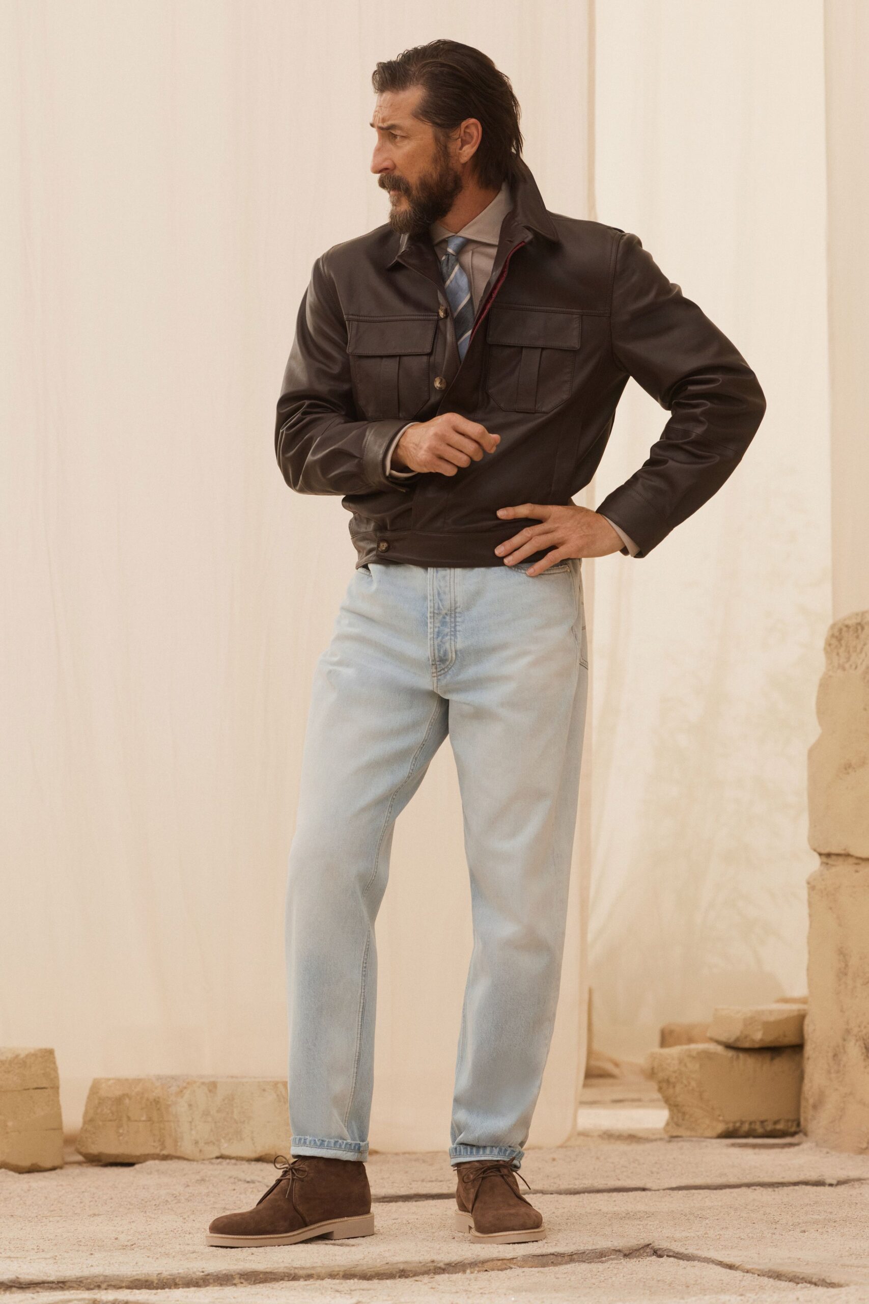 gray cotton long-sleeve collared fitted shirt