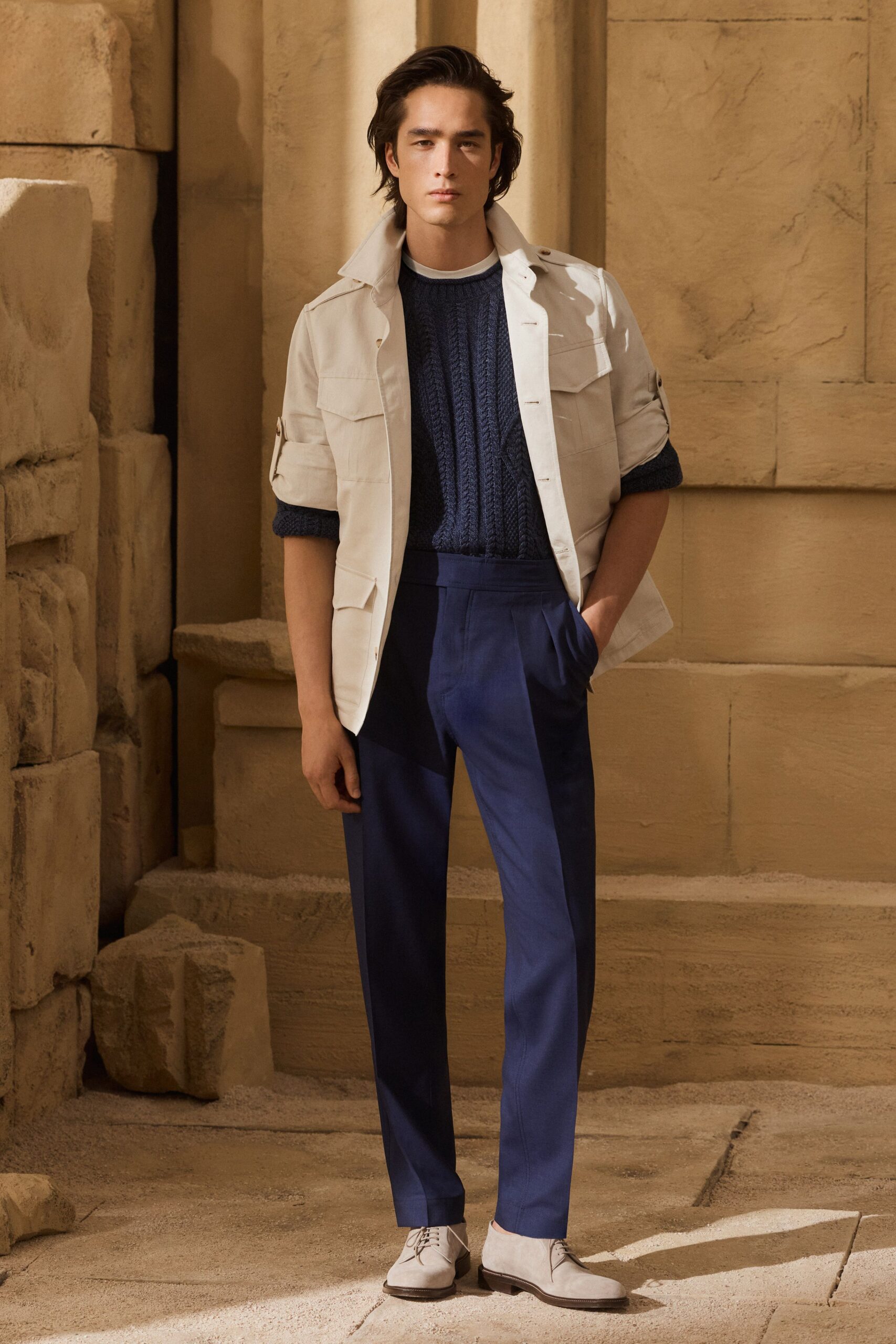 white cotton long-sleeve collared relaxed buttoned jacket