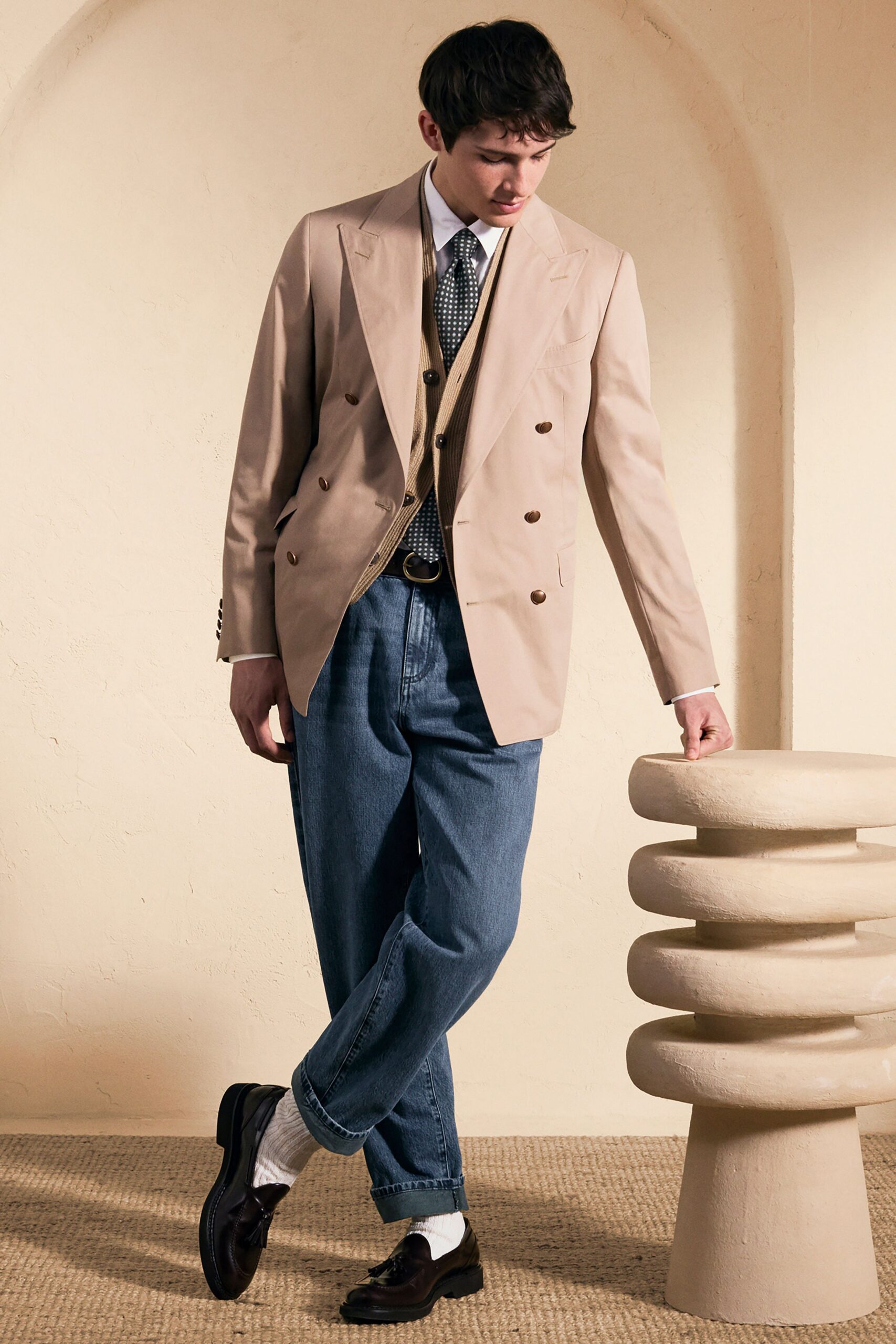 beige cotton long-sleeve collared tailored blazer