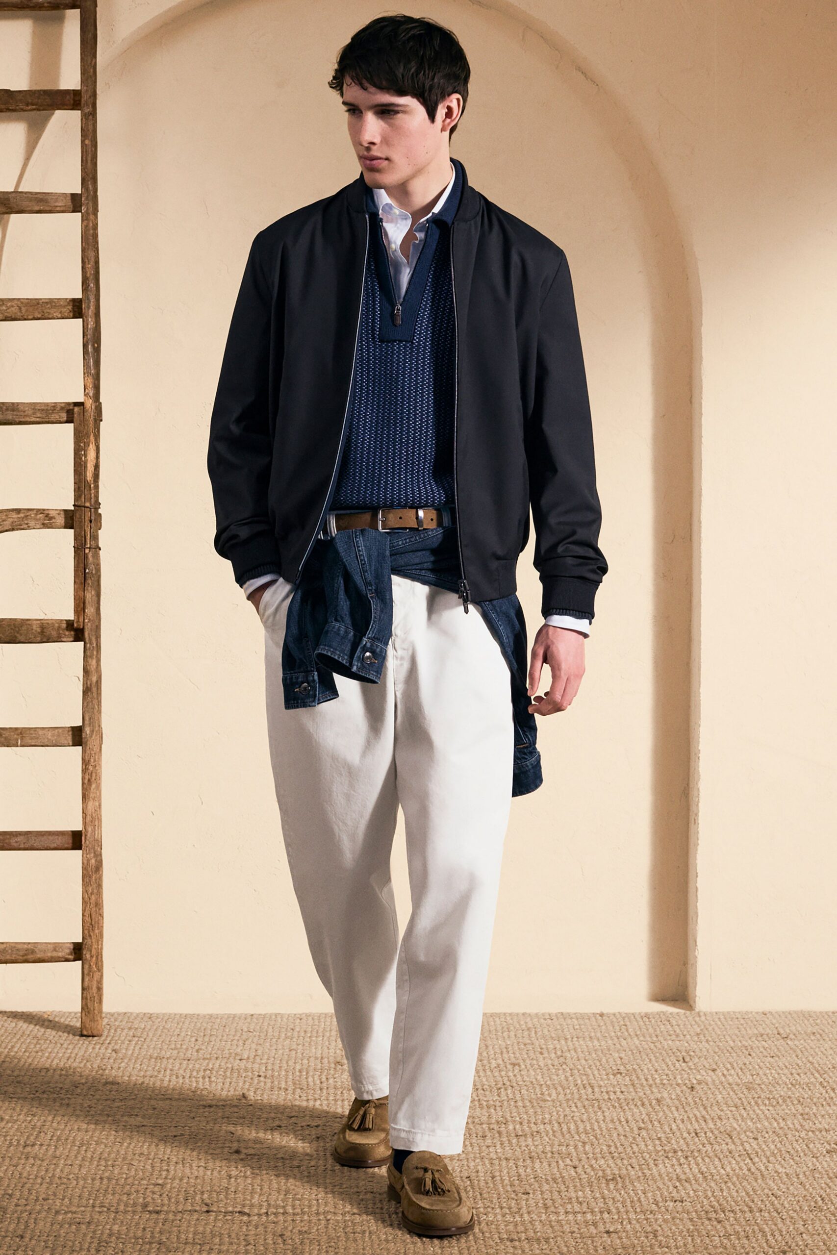 black cotton long-sleeve collared relaxed jacket