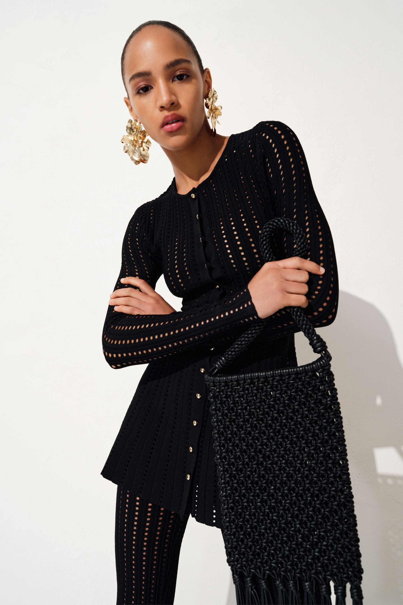 black knit long-sleeve collared fitted ribbed top