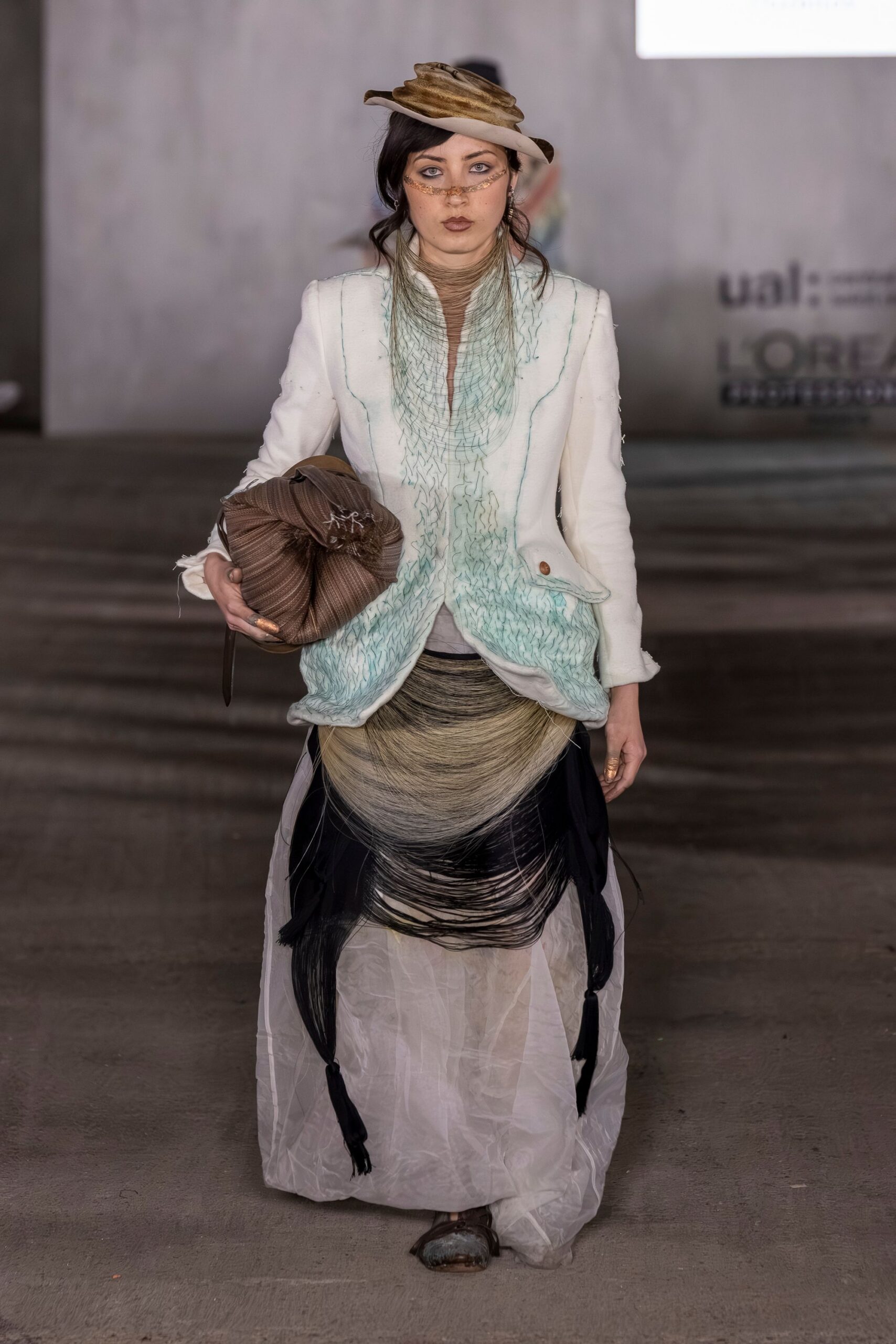 Central Saint Martins B.A. Fall 2026 Ready-to-Wear Look 172