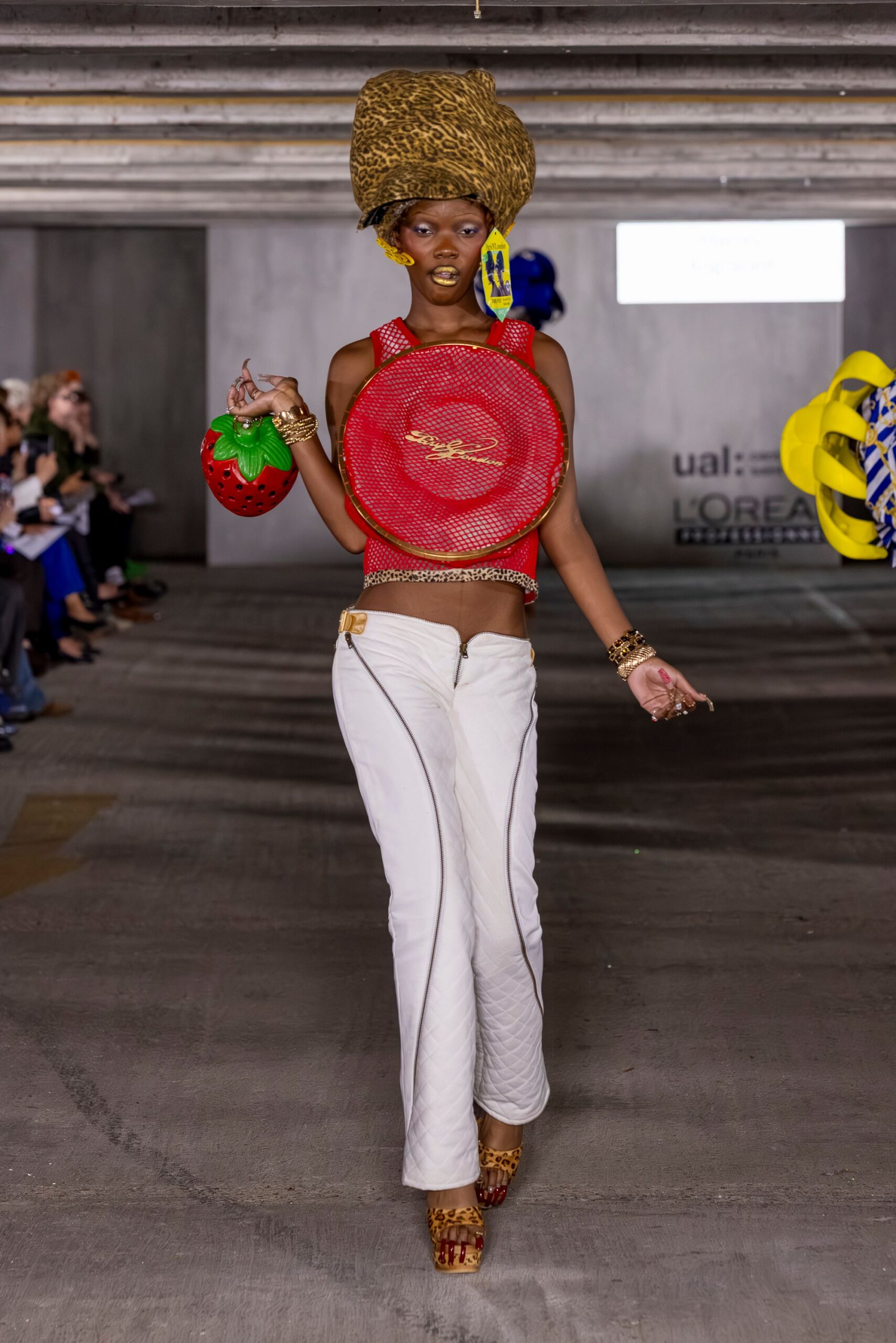 white cotton fitted high-waisted straight-leg pants