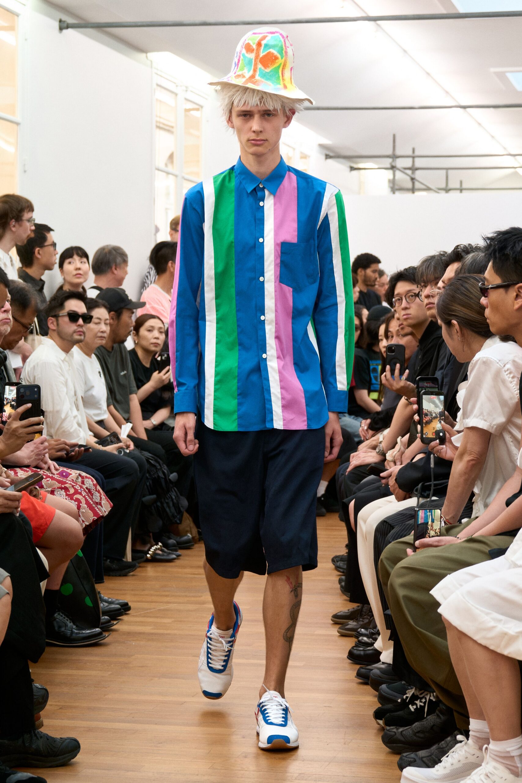 color-blocked shirt with shorts