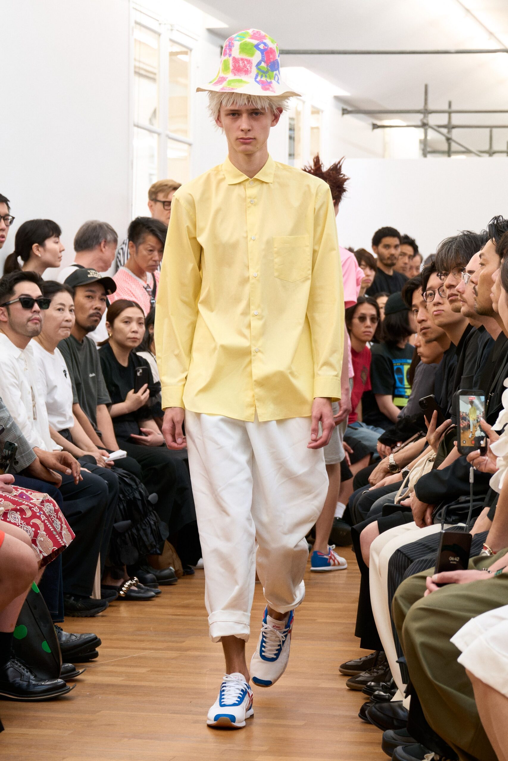 yellow cotton long-sleeve collared relaxed shirt