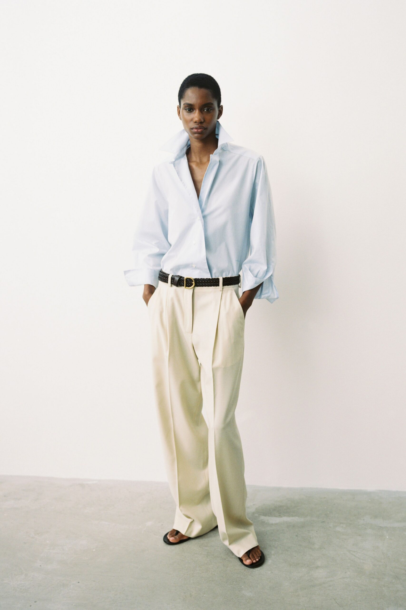 blue cotton long-sleeve collared relaxed shirt