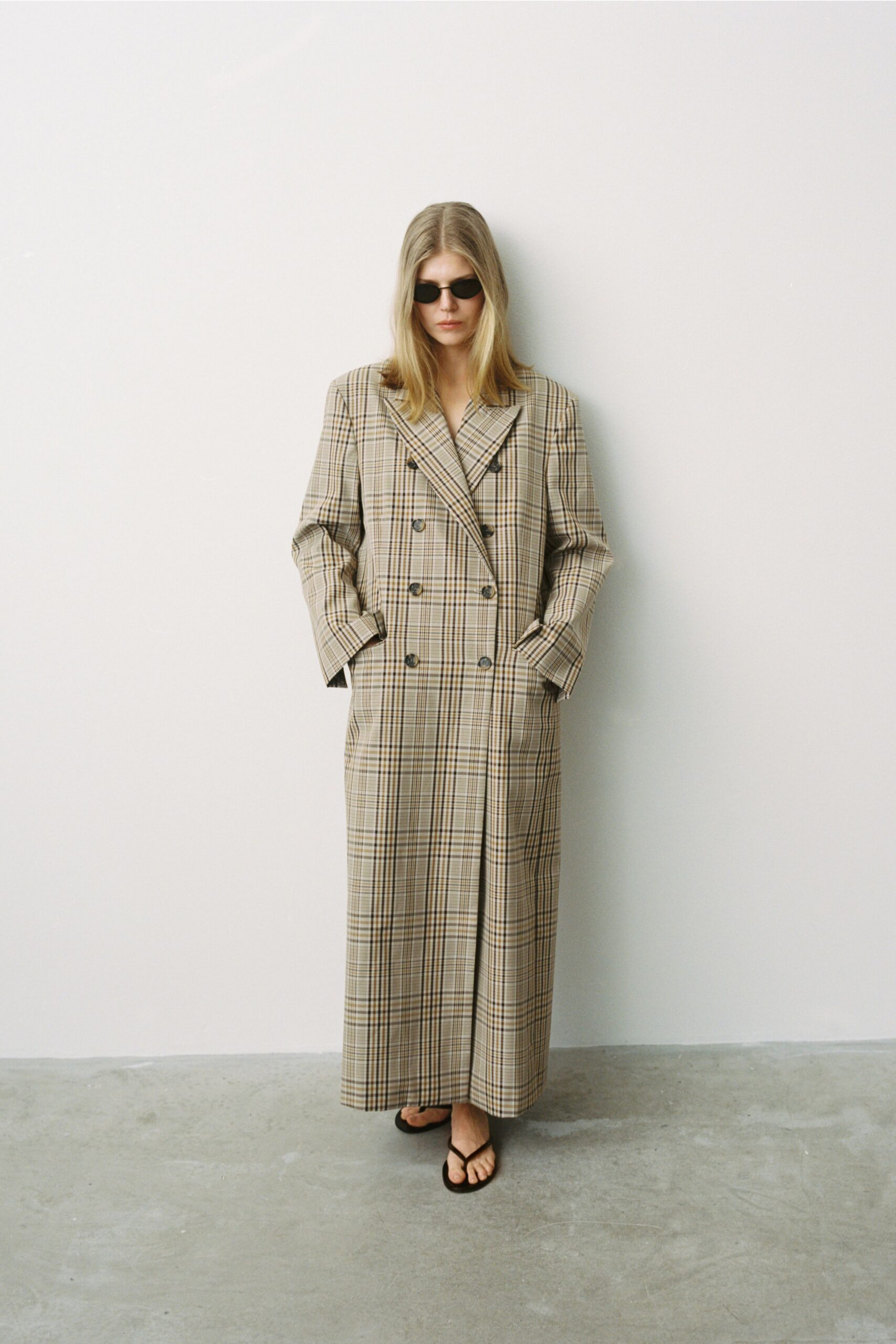 beige wool long-sleeve collared relaxed checked maxi coat
