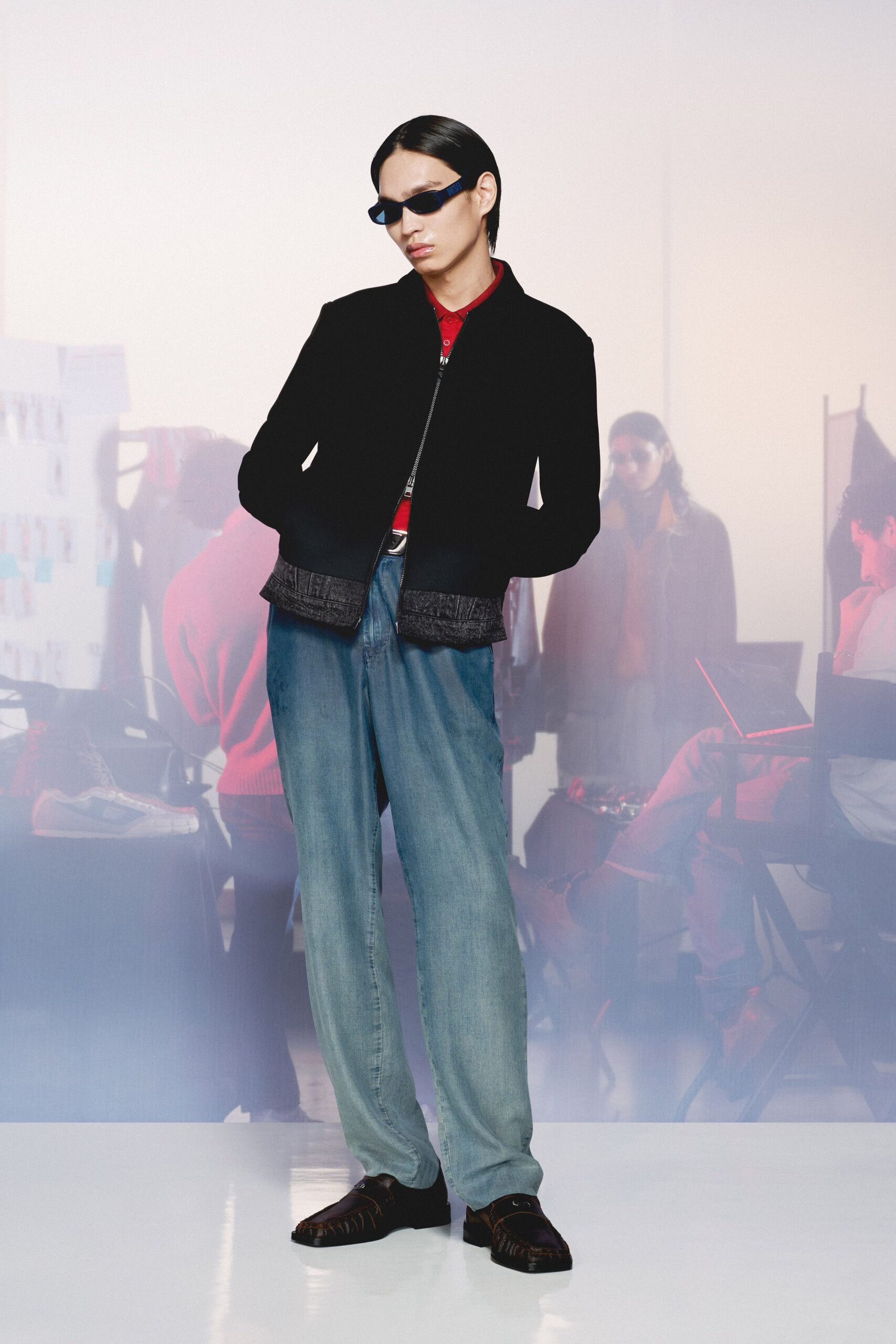 black cotton long-sleeve collared fitted zippered jacket