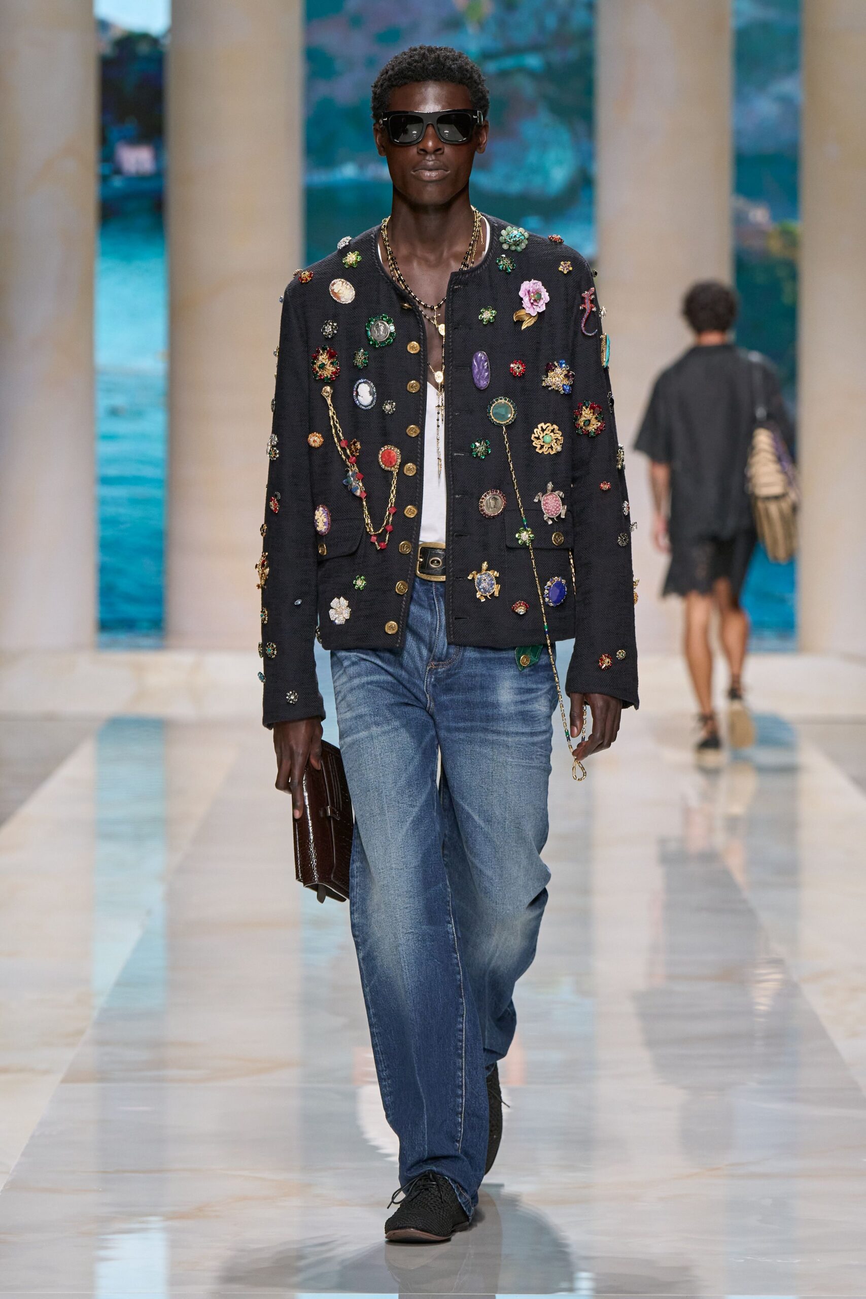 black denim long-sleeve collared fitted embroidered jacket