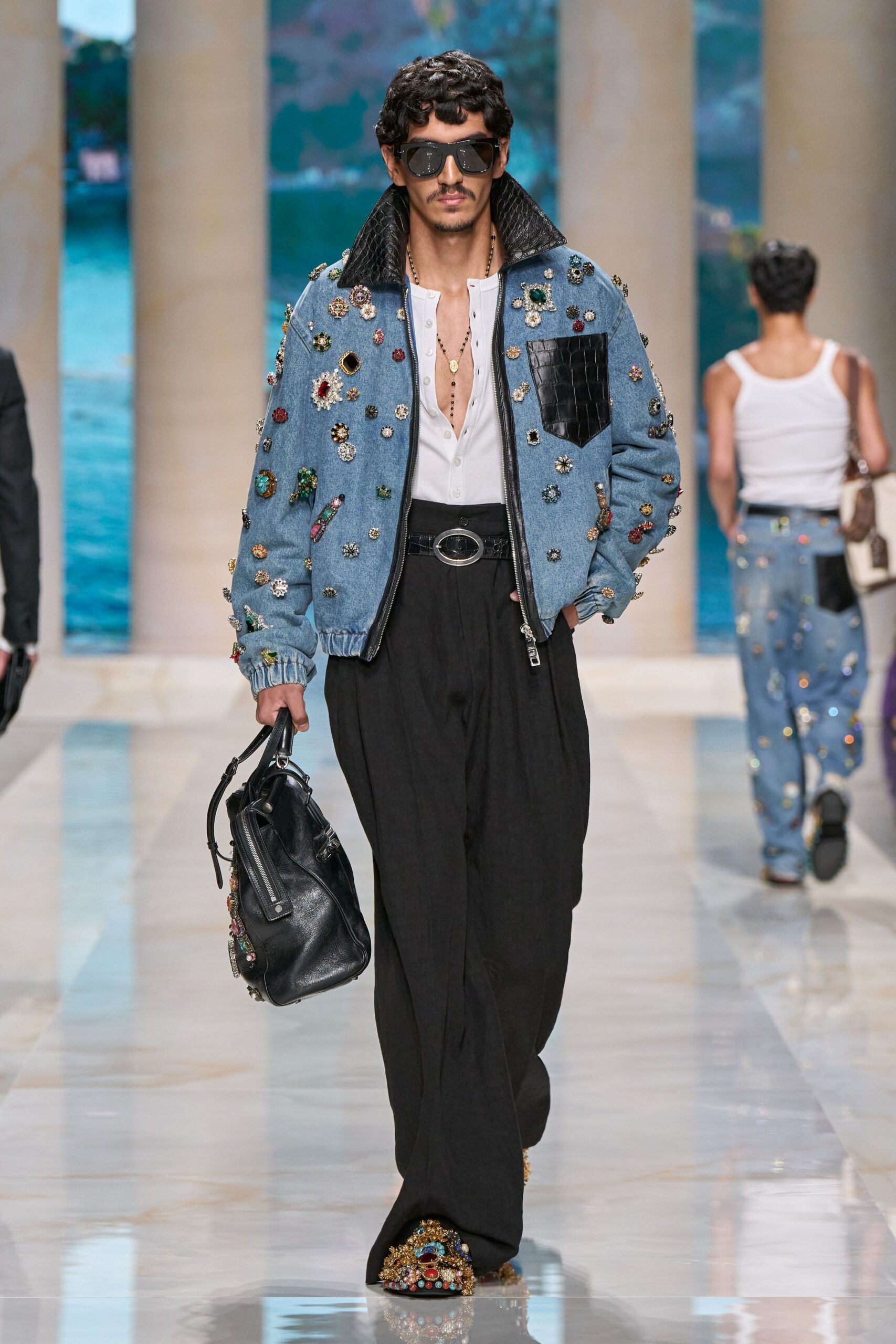 blue denim long-sleeve collared relaxed embroidered jacket