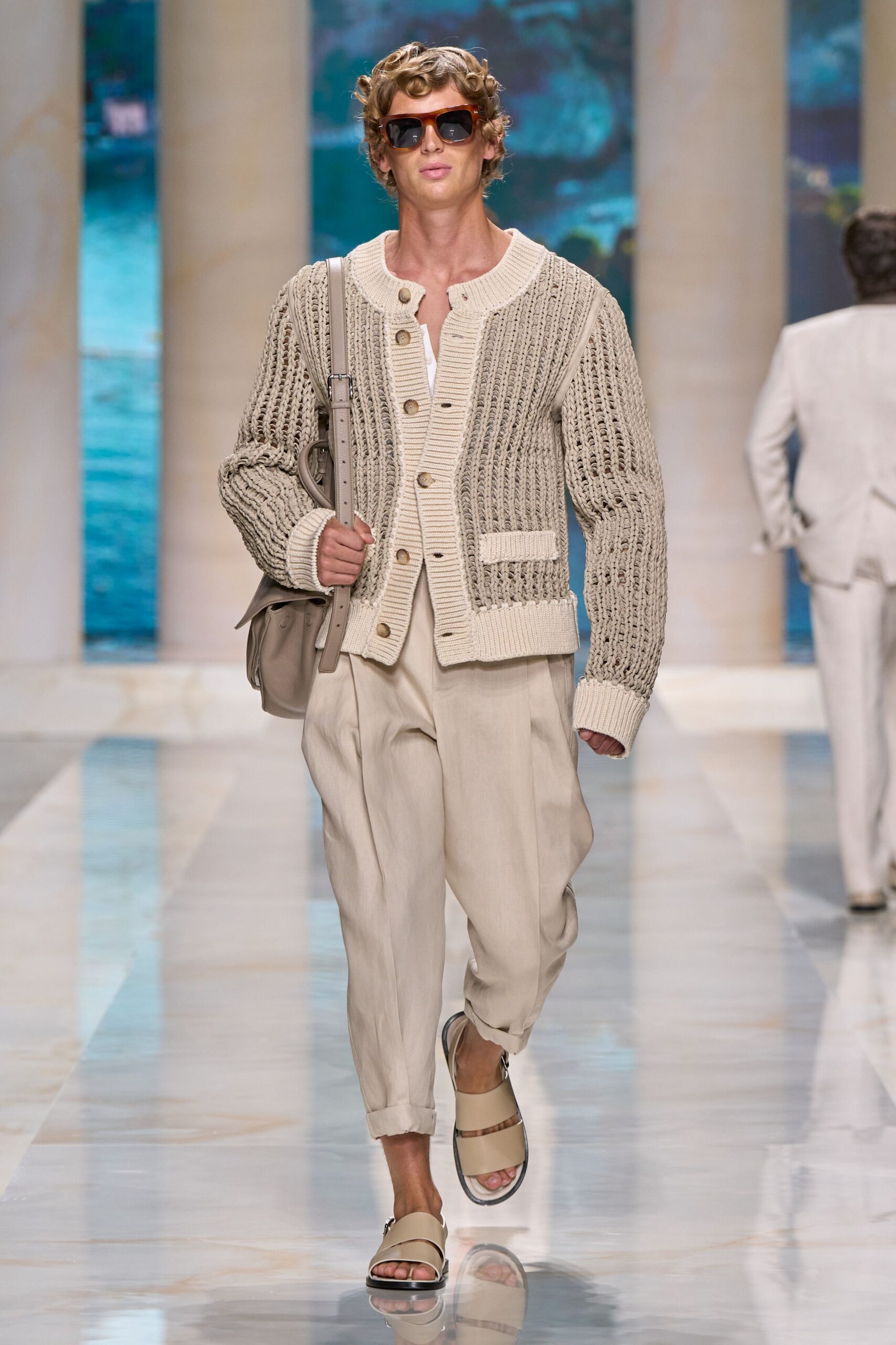 beige cotton relaxed cropped pants