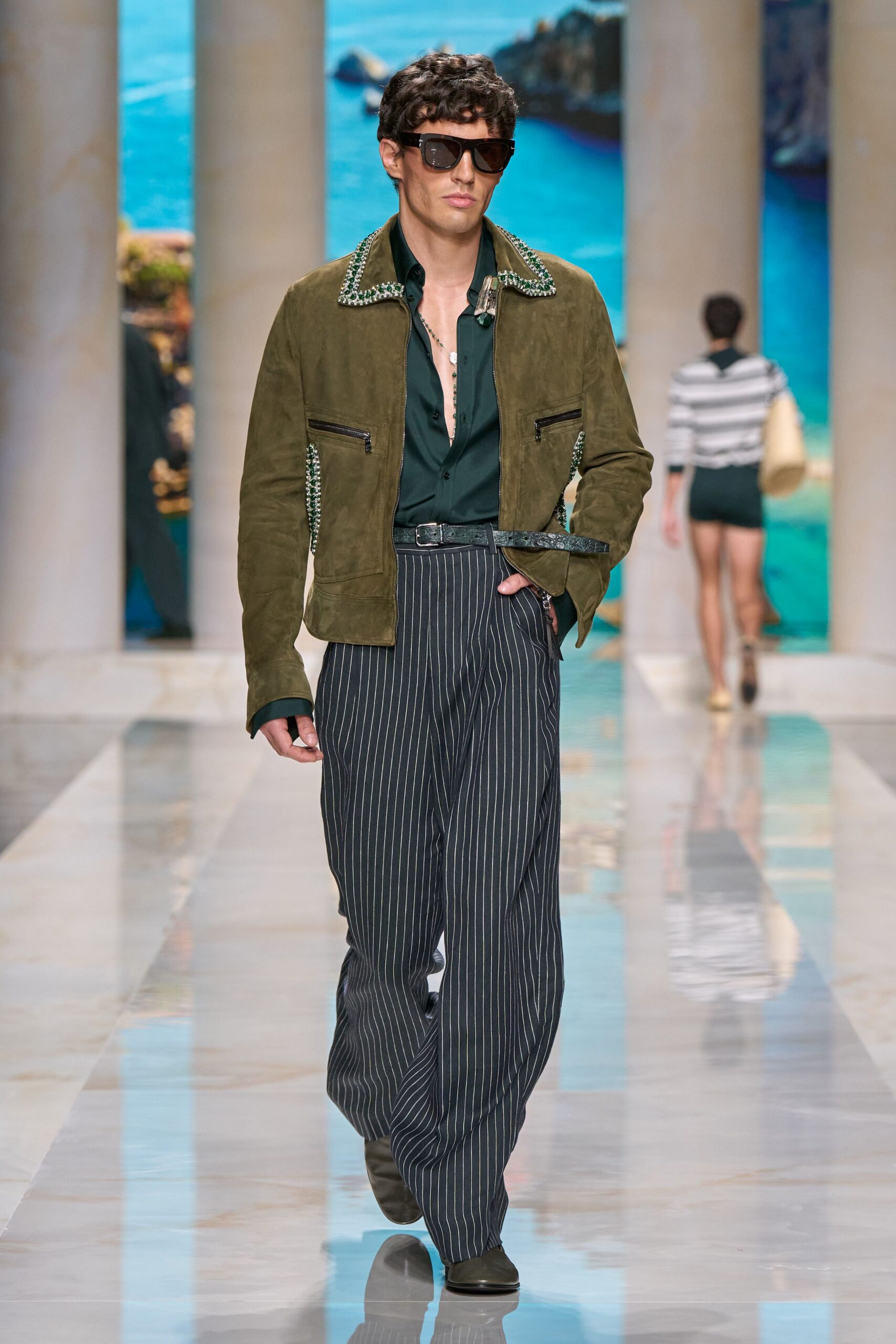 green suede long-sleeve collared fitted zippered jacket