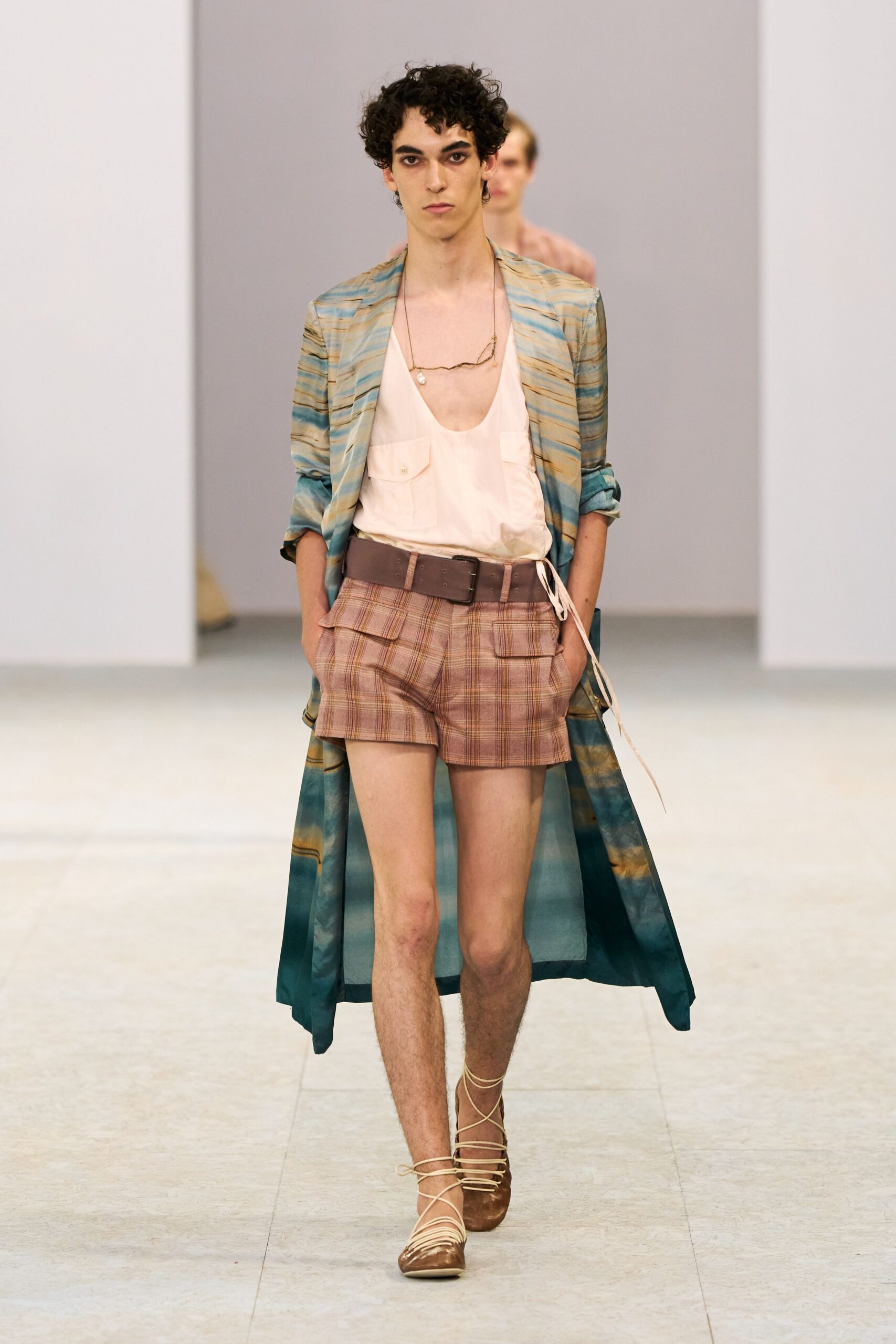 cotton fitted checked short shorts