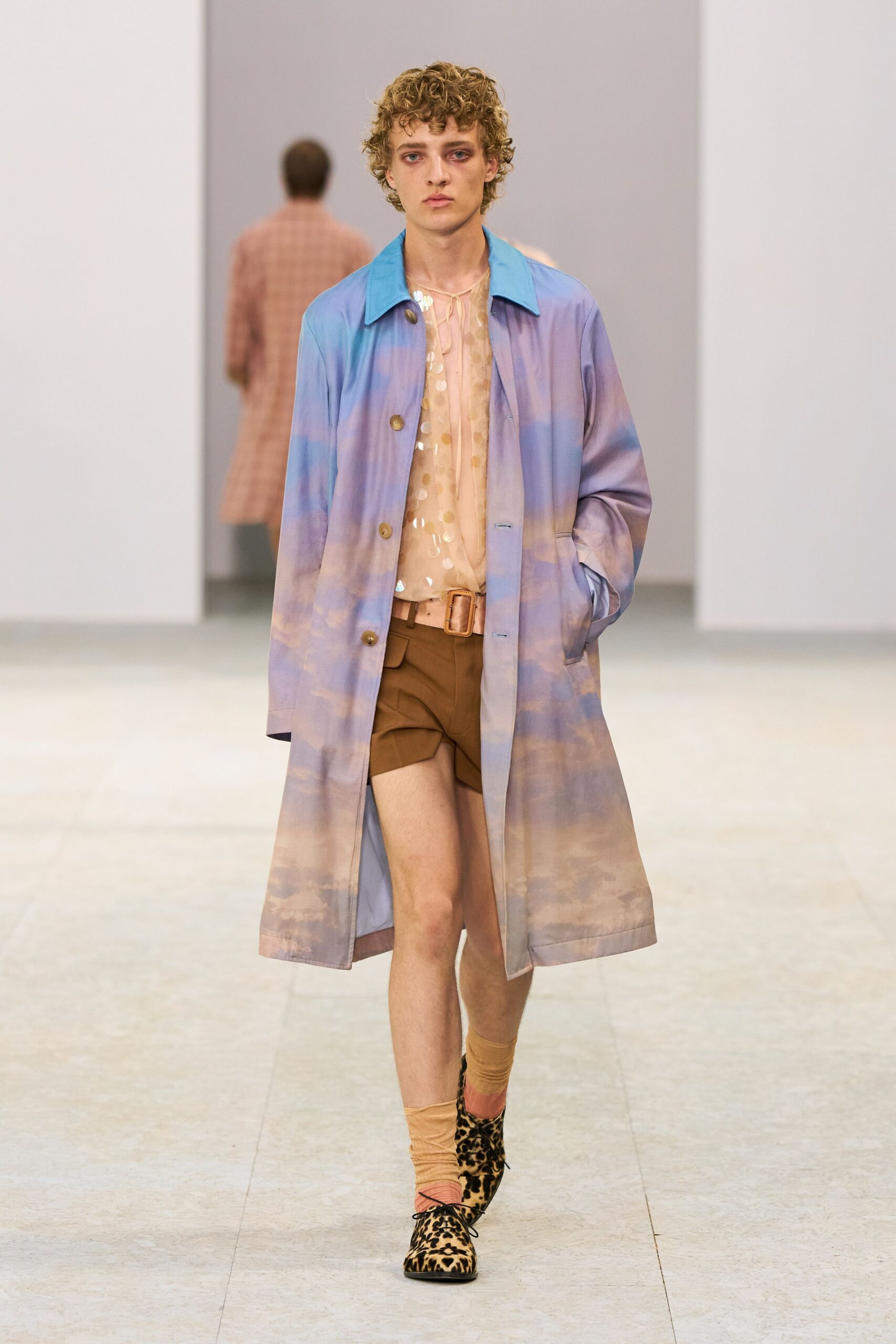 color-blocked silk coat with shorts