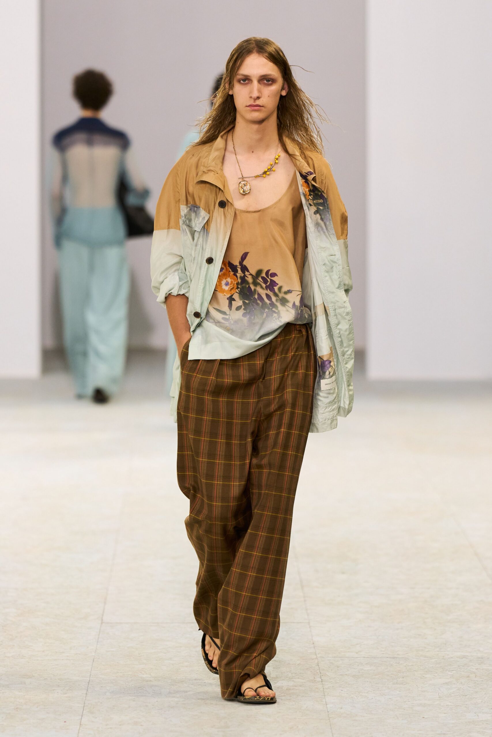 green cotton long-sleeve relaxed layered jacket