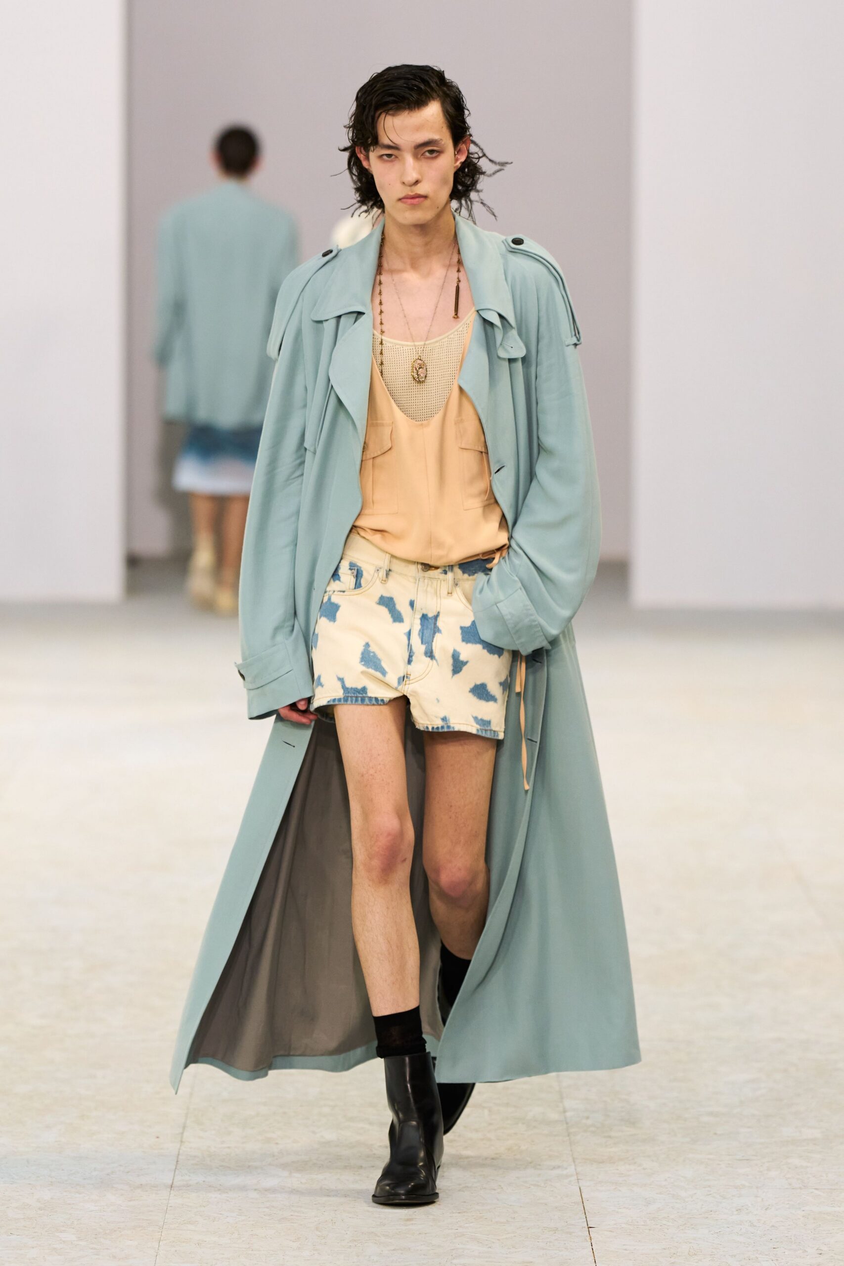 blue cotton long-sleeve collared relaxed buttoned coat
