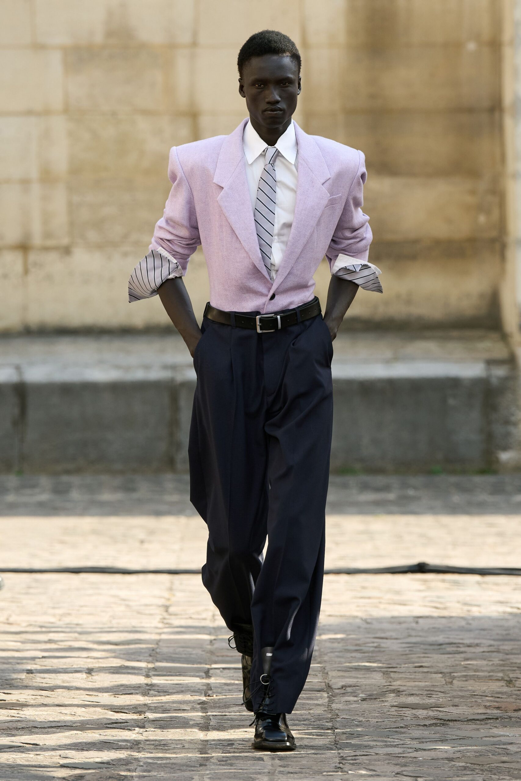 pink long-sleeve collared tailored buttoned blazer