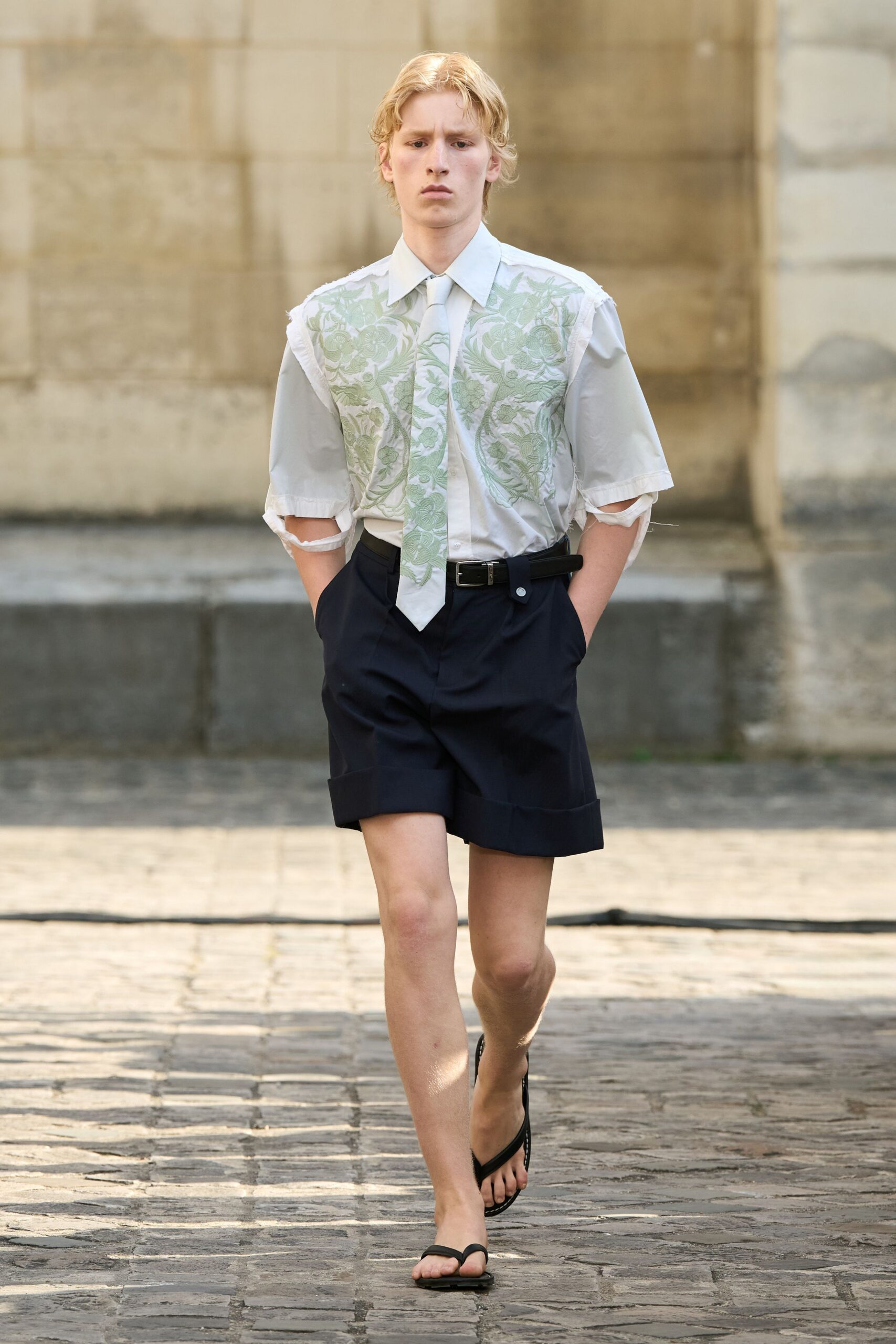 white cotton short-sleeve collared relaxed printed shirt