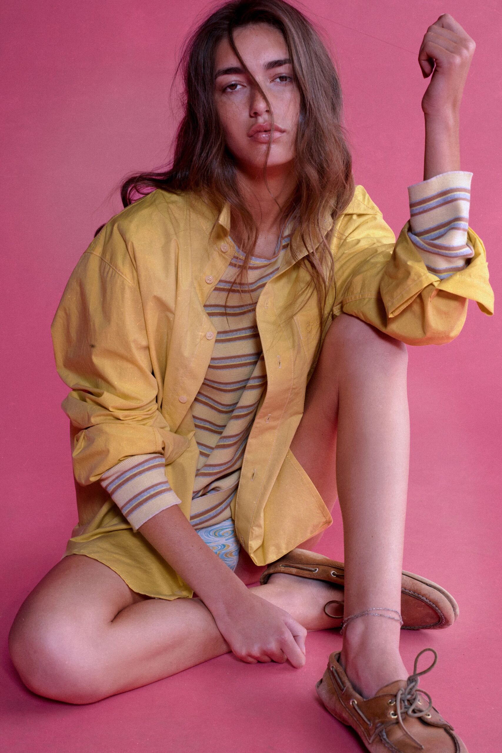yellow cotton long-sleeve collared relaxed short shirt