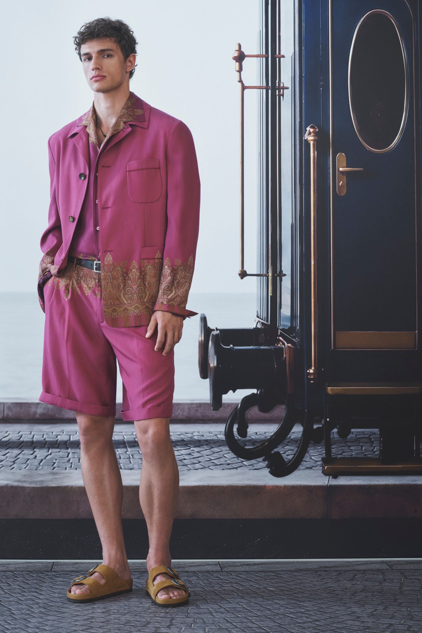 pink relaxed short shorts