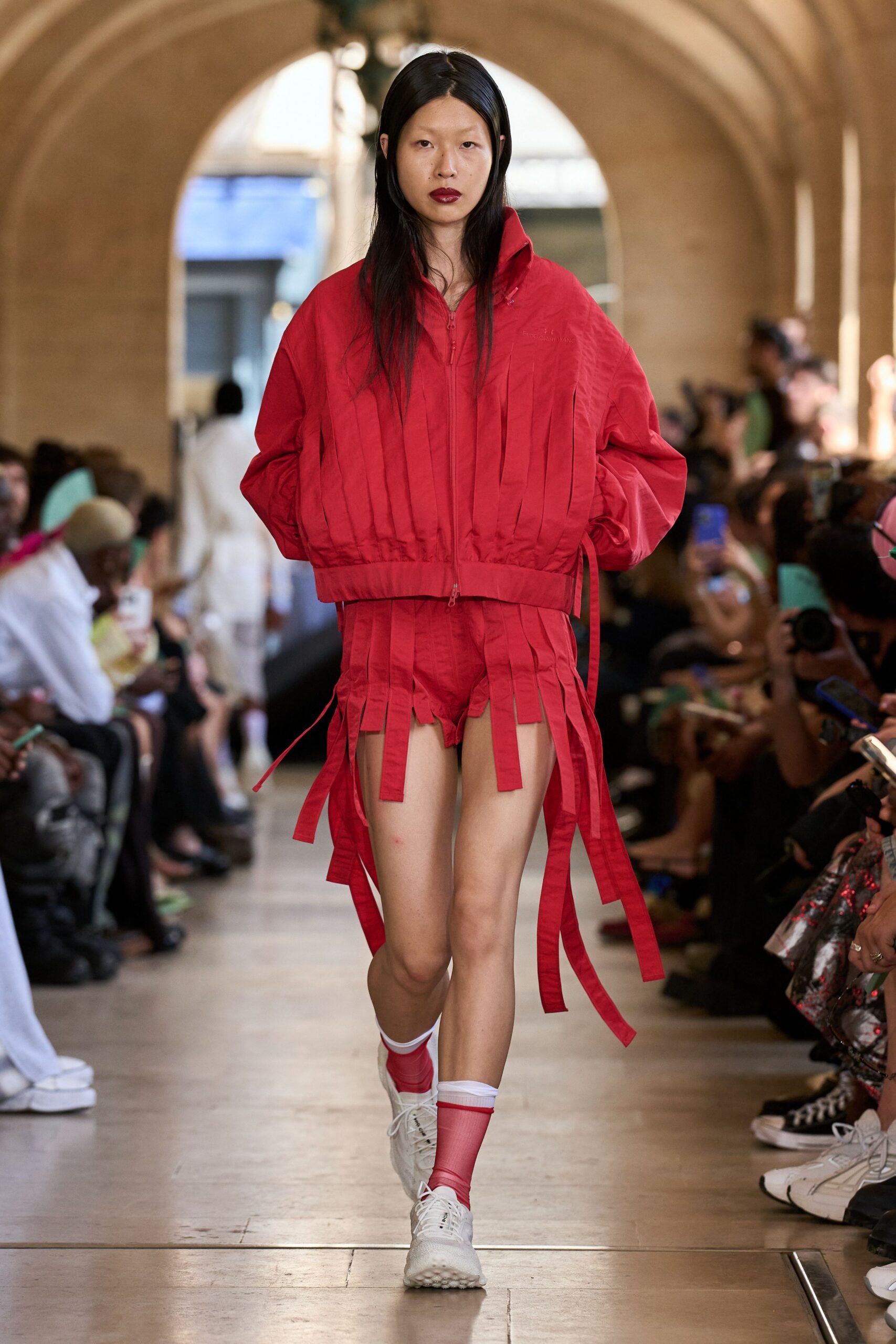 red cotton fitted pleated short shorts