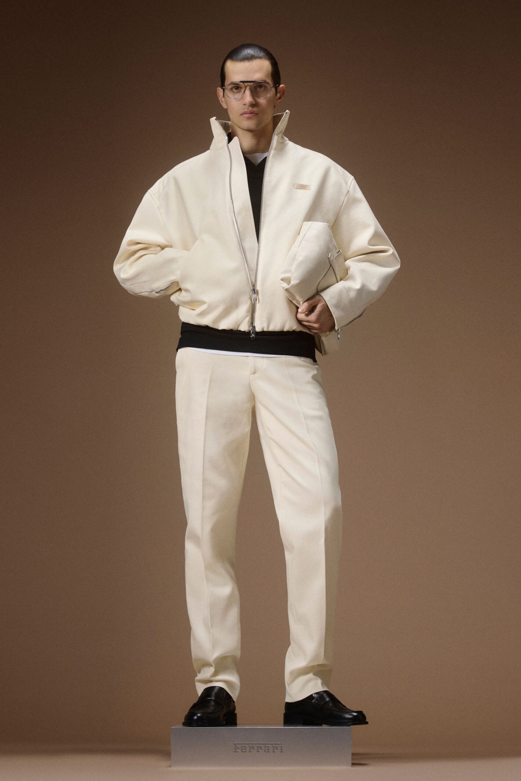 white cotton long-sleeve collared relaxed zippered jacket