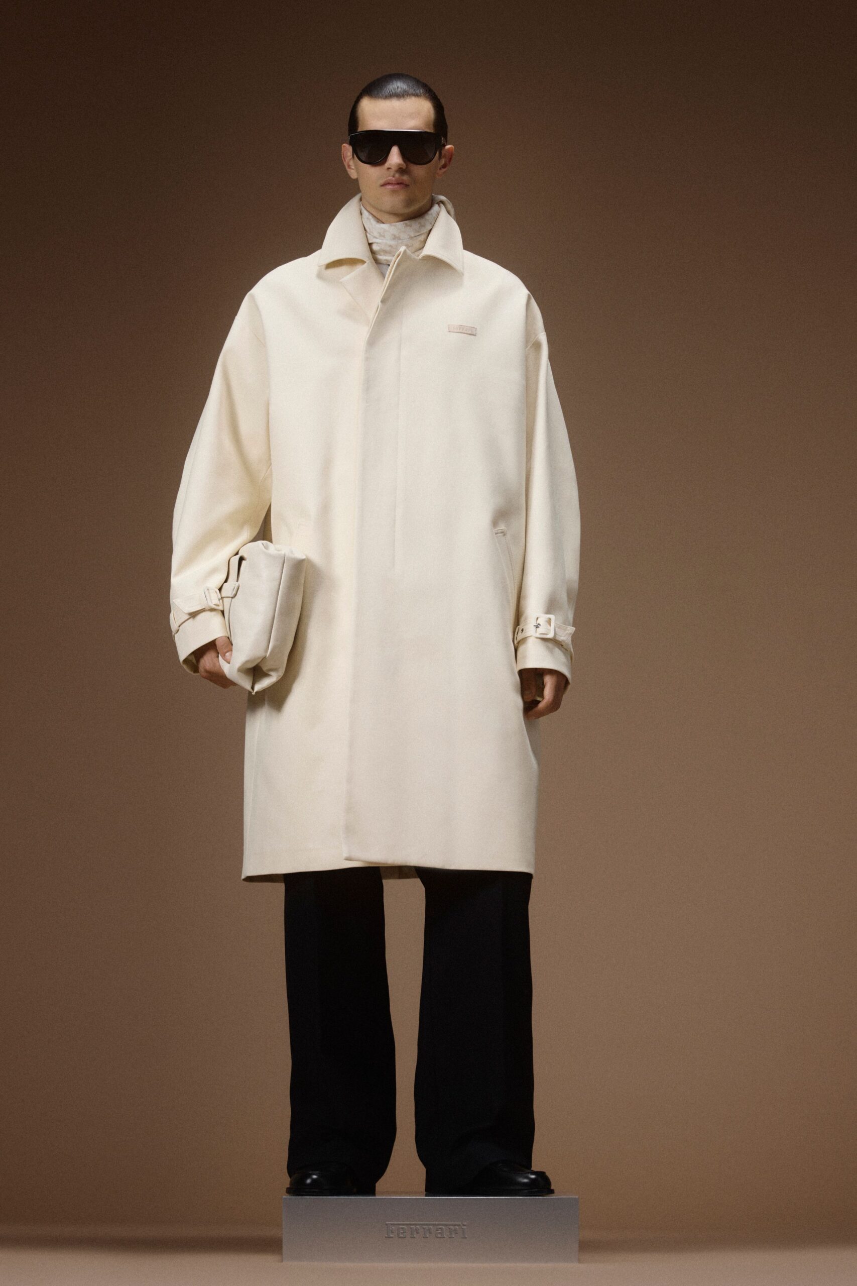white cotton long-sleeve collared relaxed buttoned pockets coat