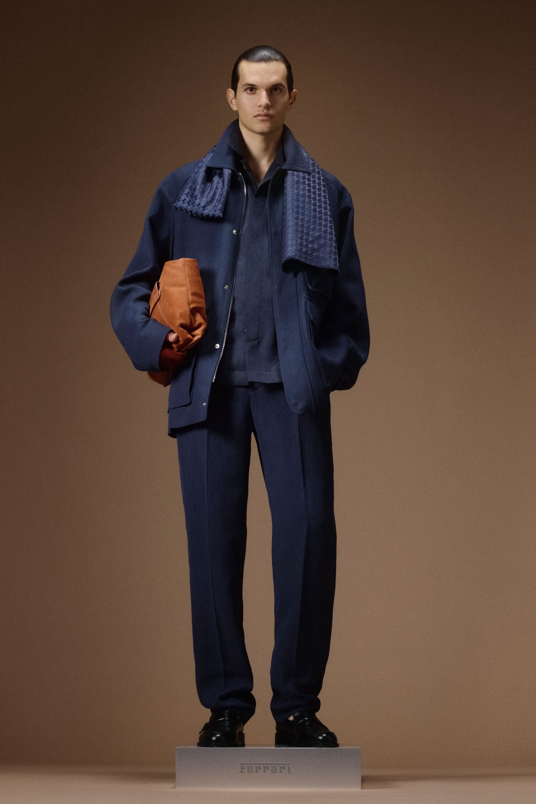 blue cotton long-sleeve collared fitted shirt