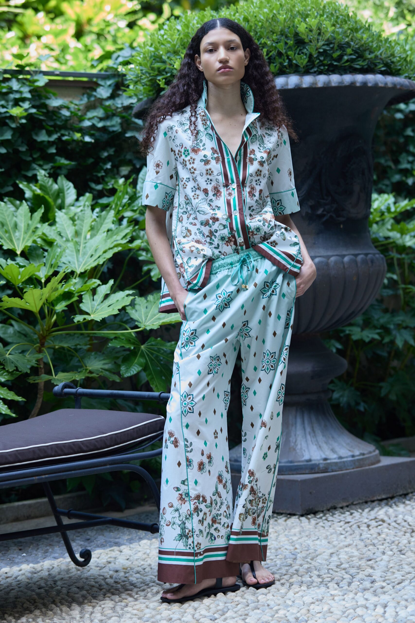 white cotton relaxed printed pants