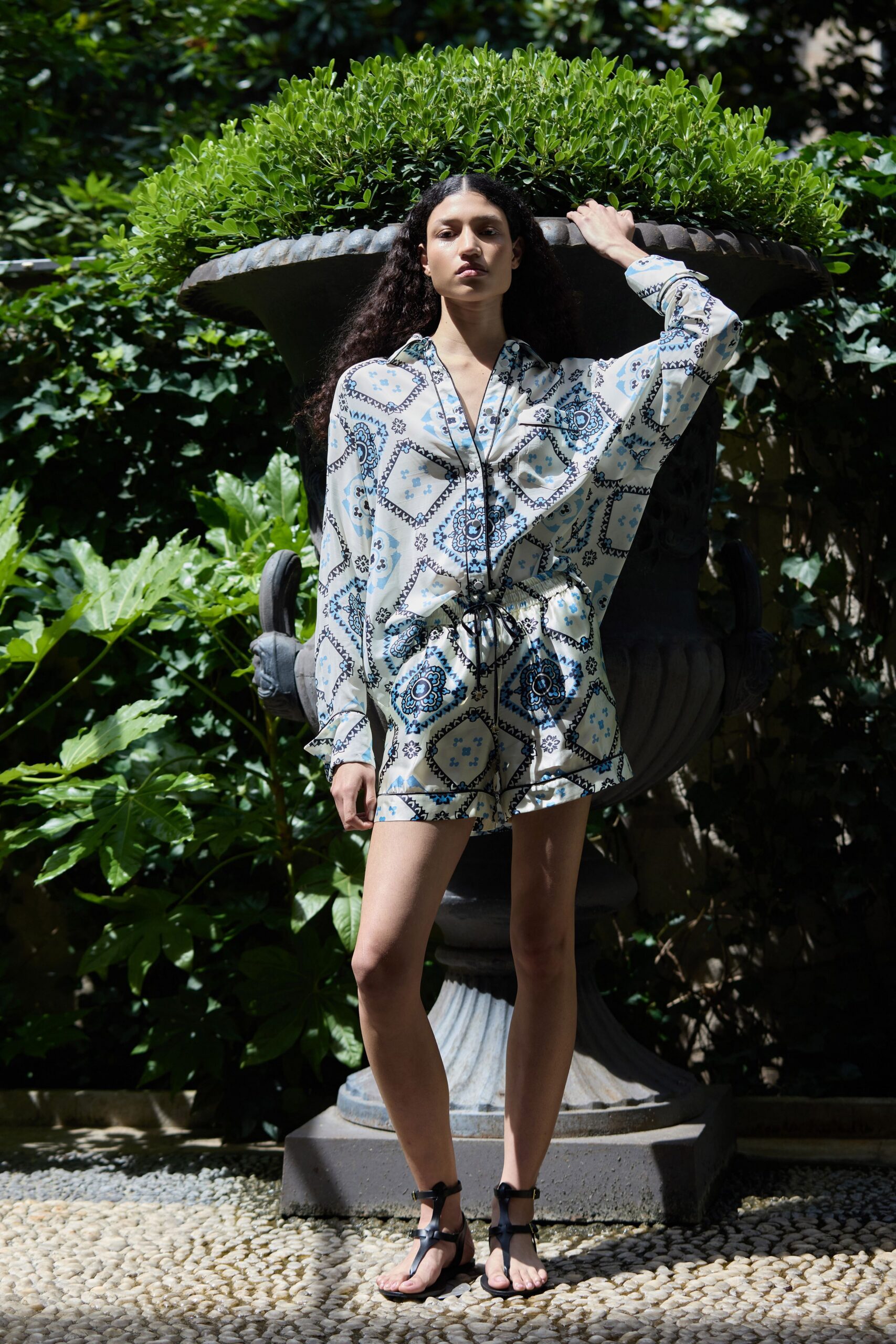 white cotton long-sleeve collared relaxed printed short romper