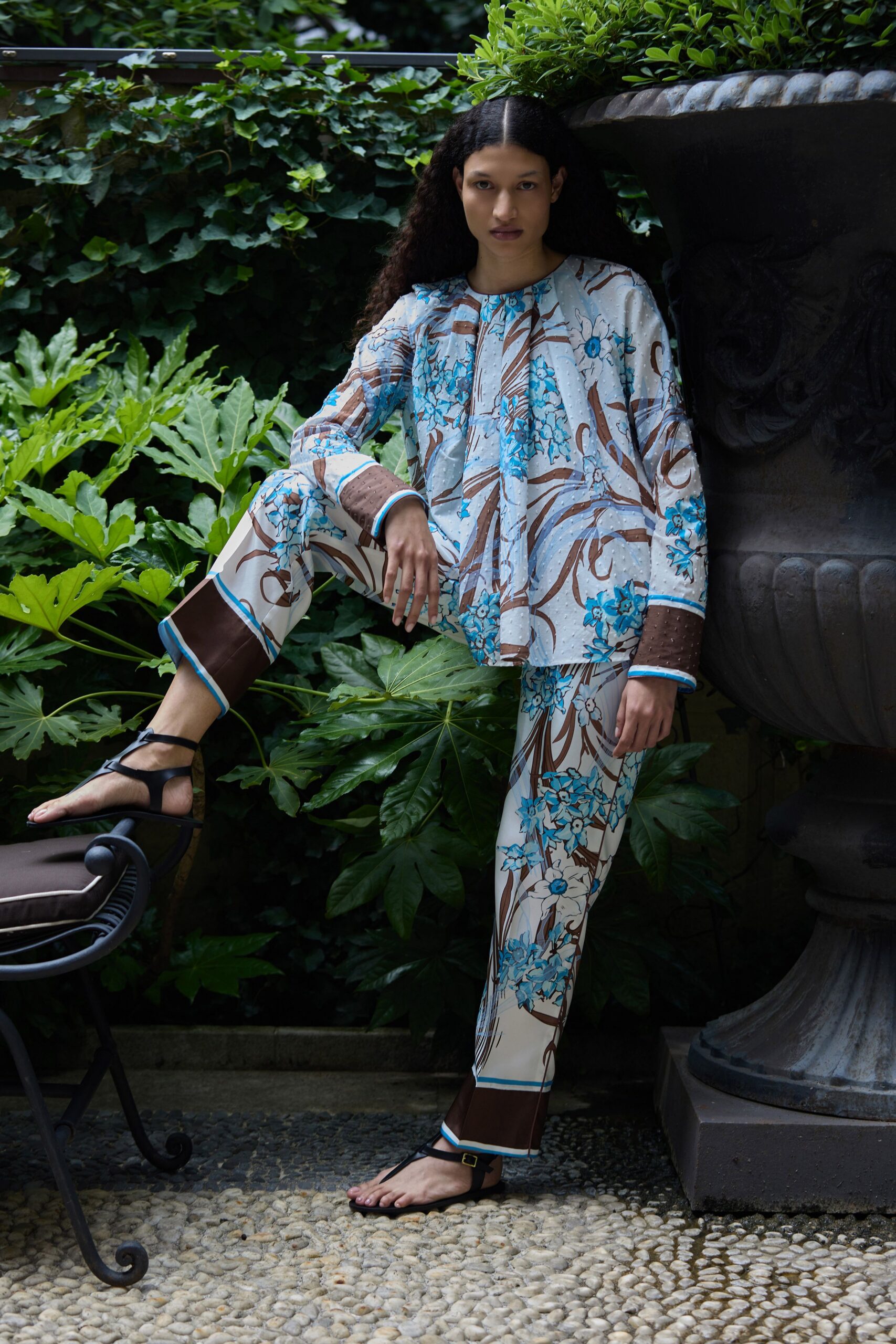 white cotton long-sleeve collared relaxed printed top