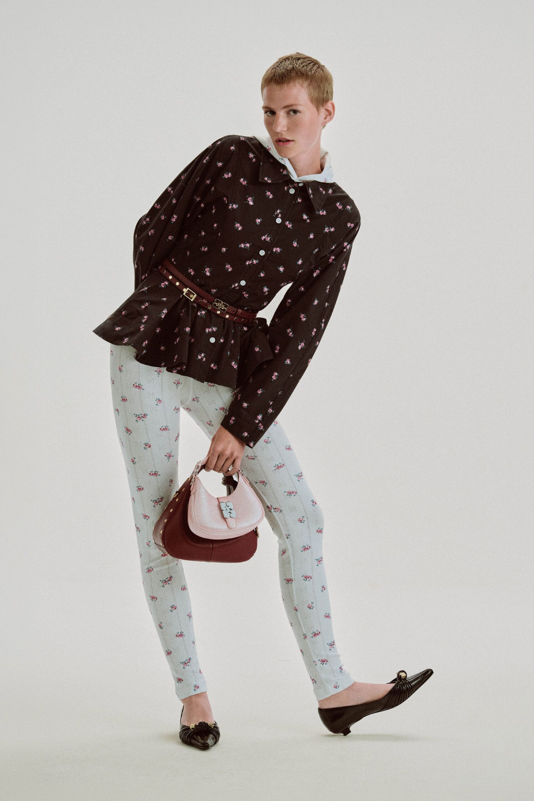 blue cotton fitted printed leggings