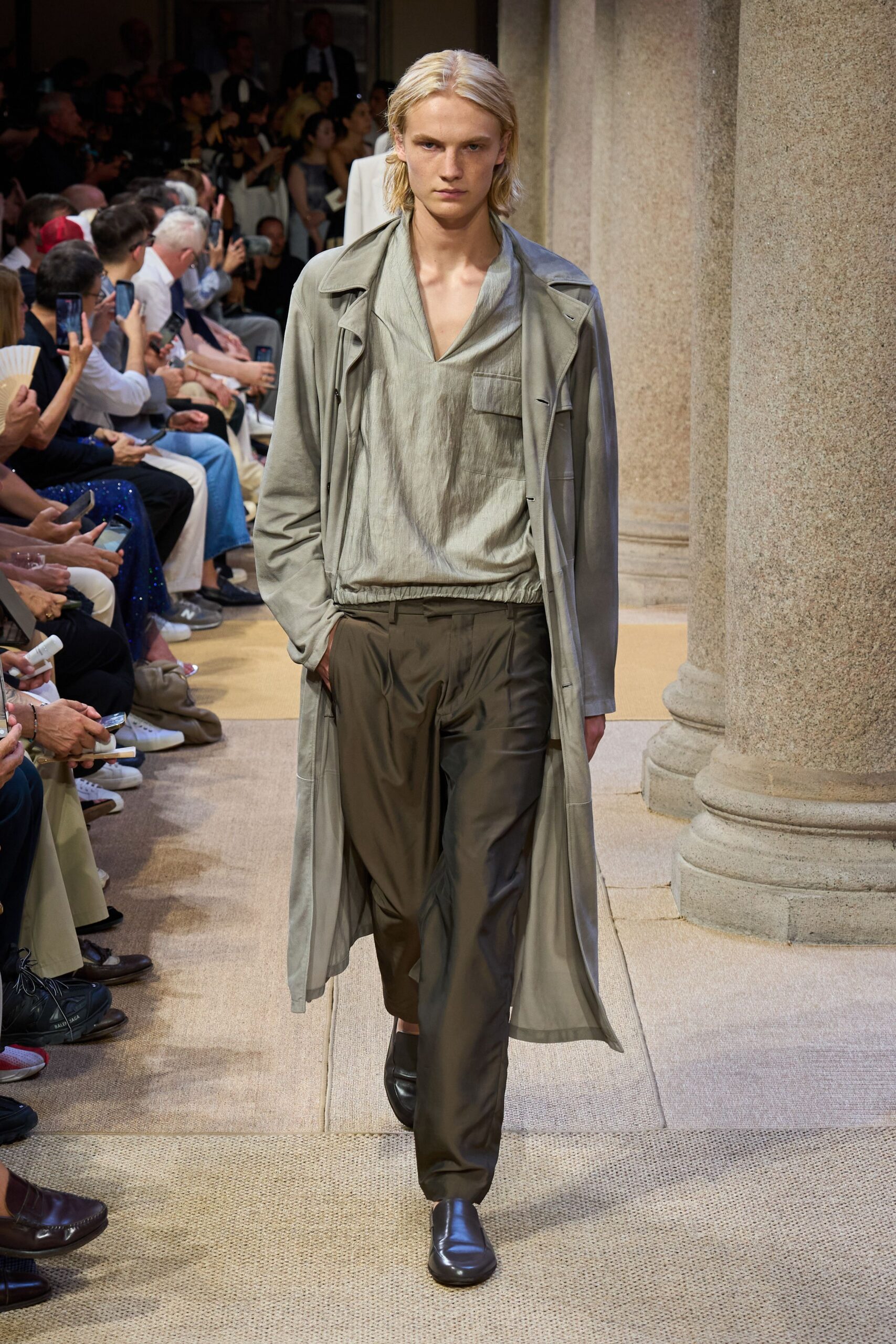 gray silk long-sleeve collared relaxed layered coat