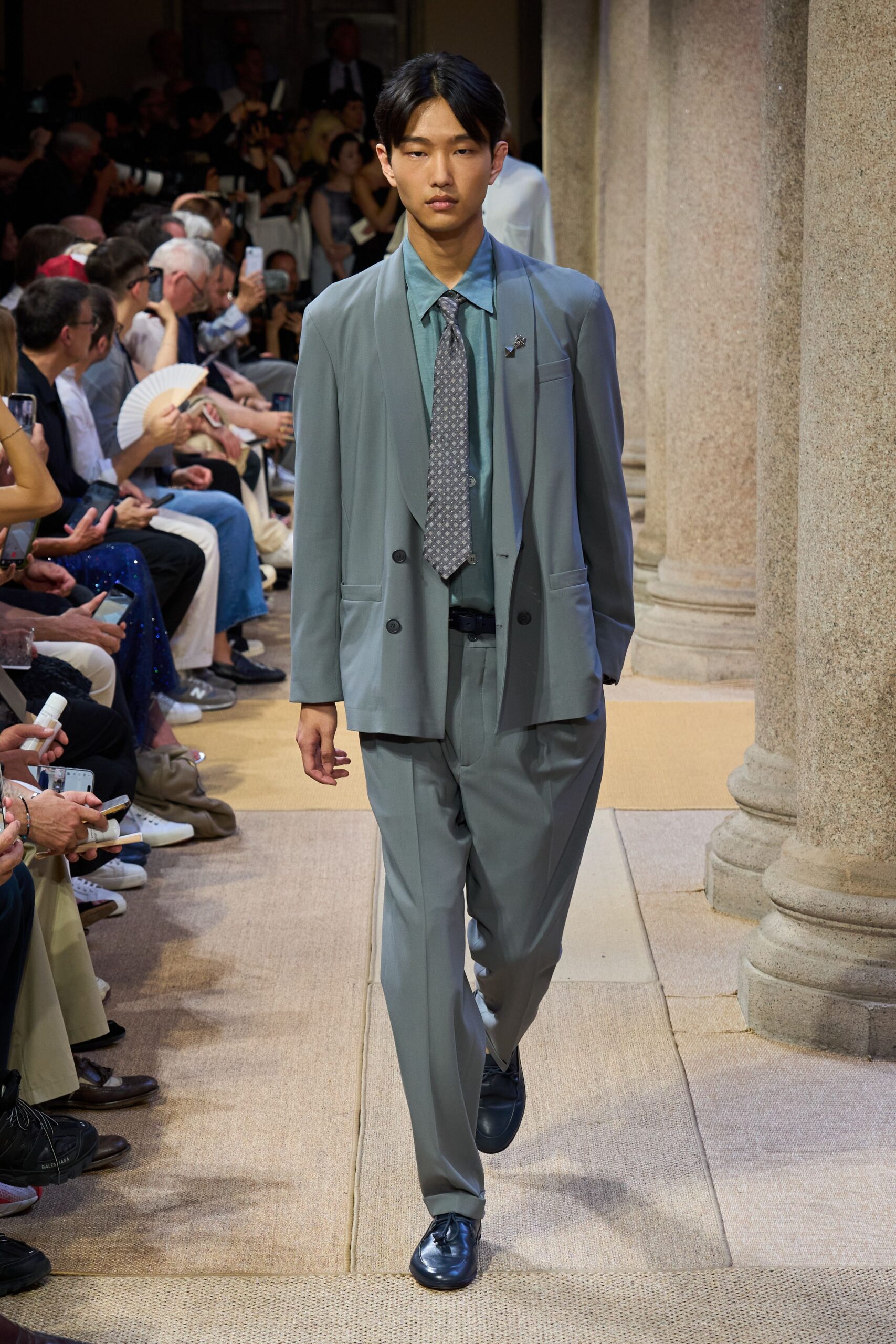 Giorgio Armani Spring 2027 Menswear Look 90