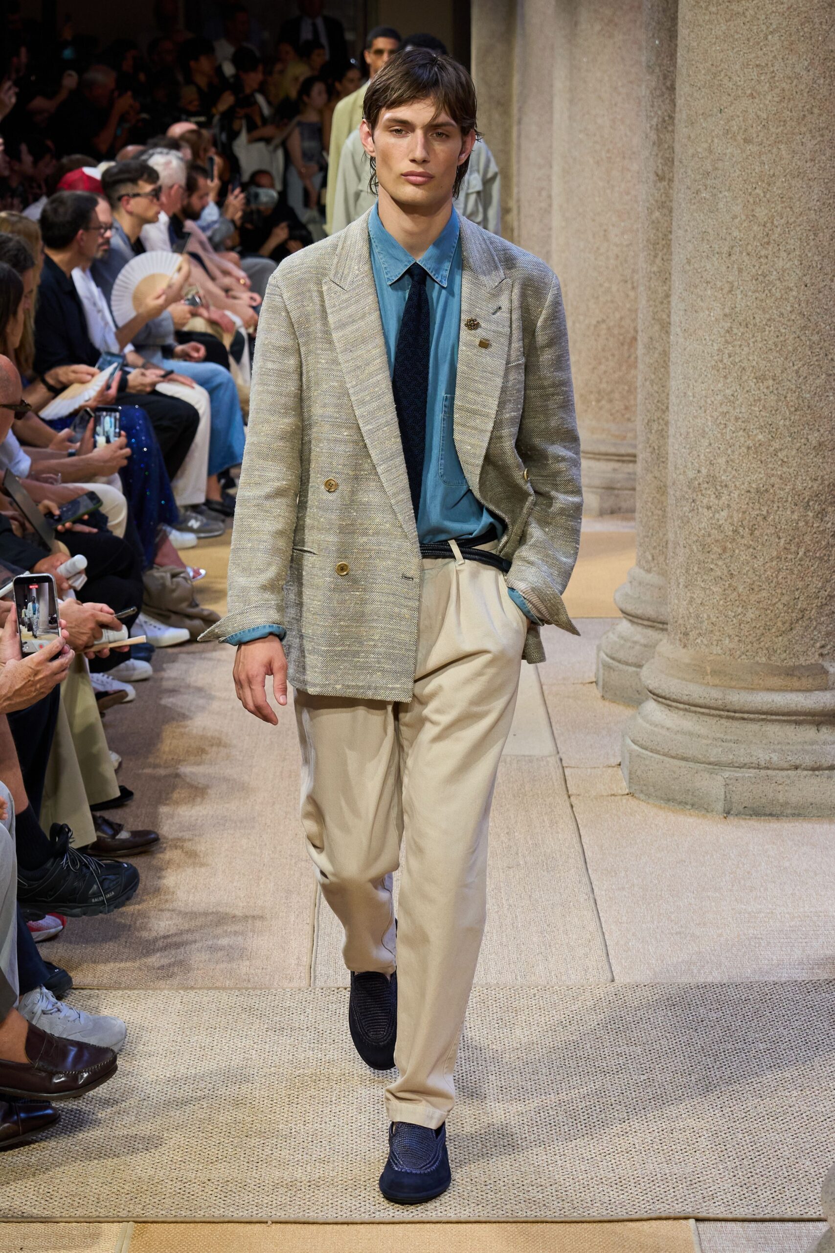 gray linen long-sleeve collared tailored striped buttoned blazer