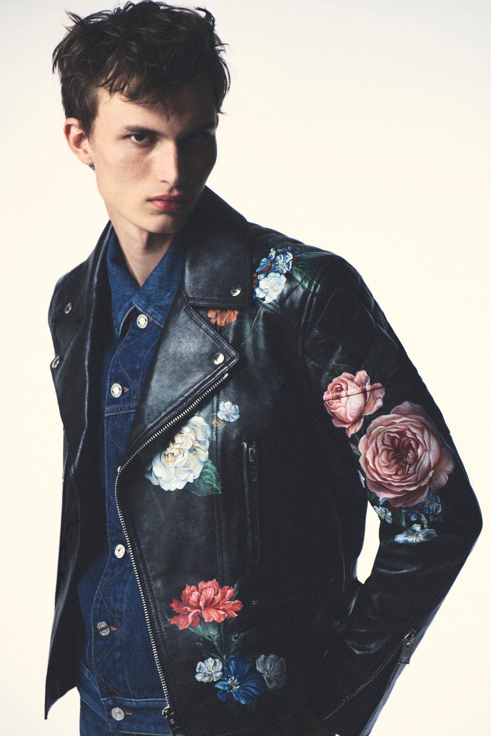 black leather long-sleeve collared fitted embroidered jacket
