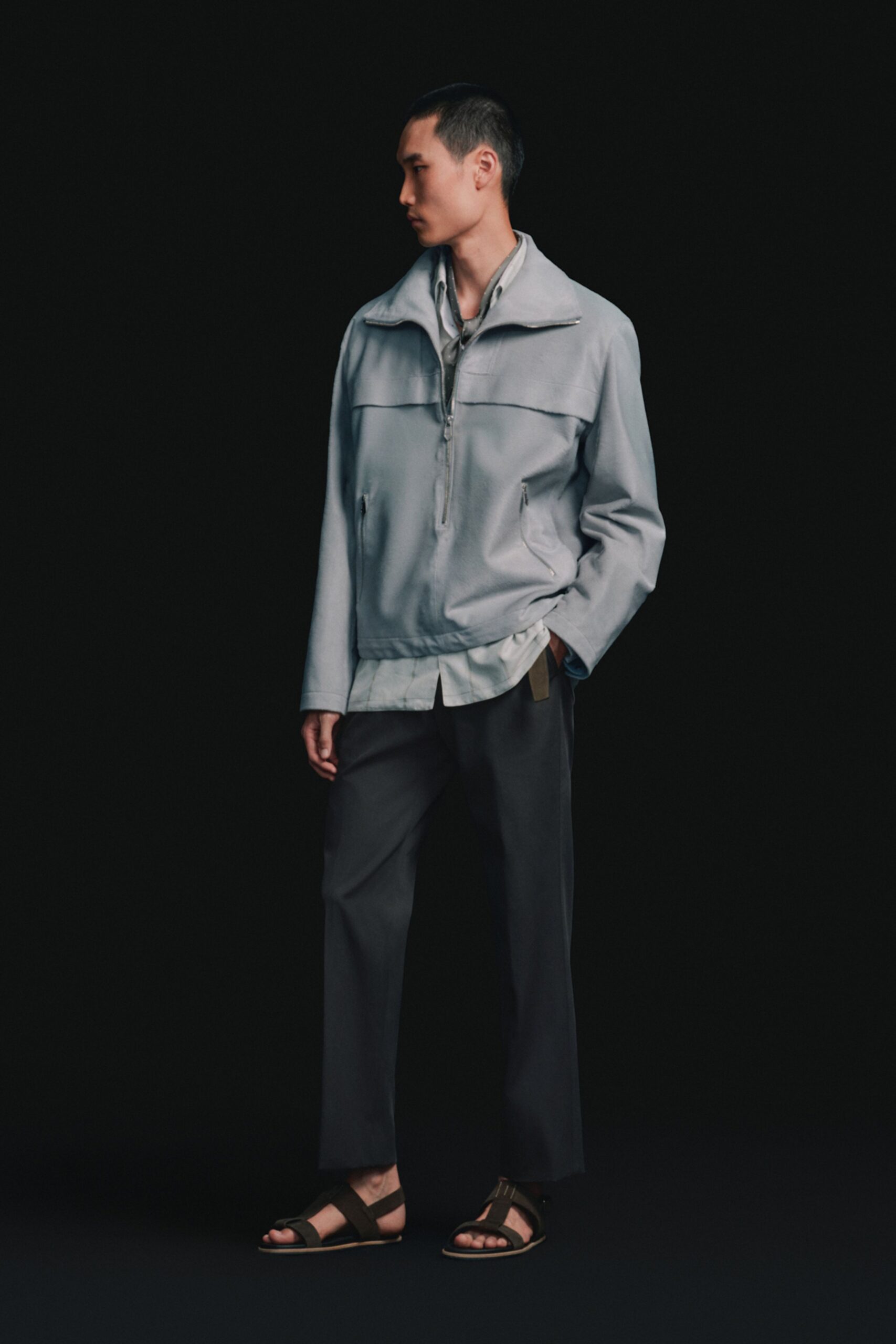 gray cotton long-sleeve collared relaxed zippered jacket
