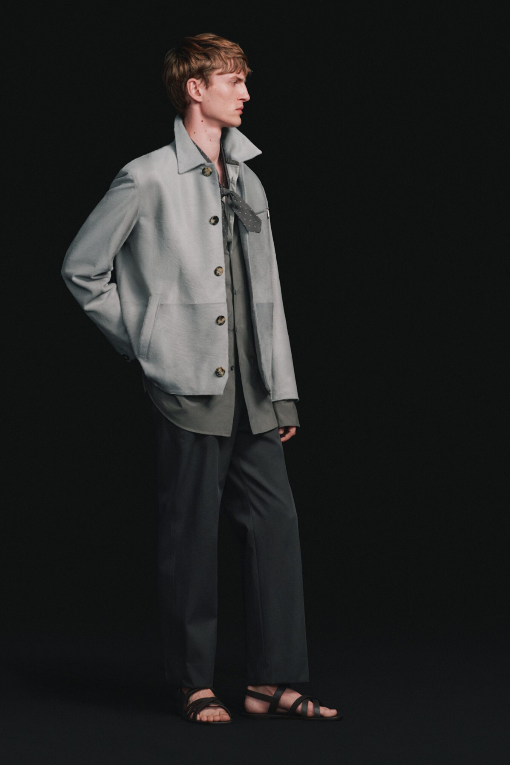 gray cotton long-sleeve collared fitted shirt
