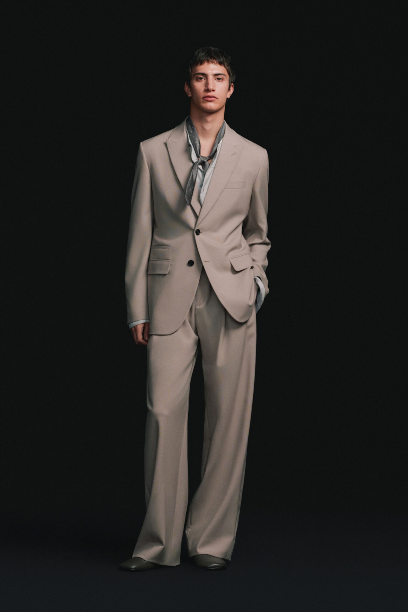 beige long-sleeve collared tailored buttoned suit