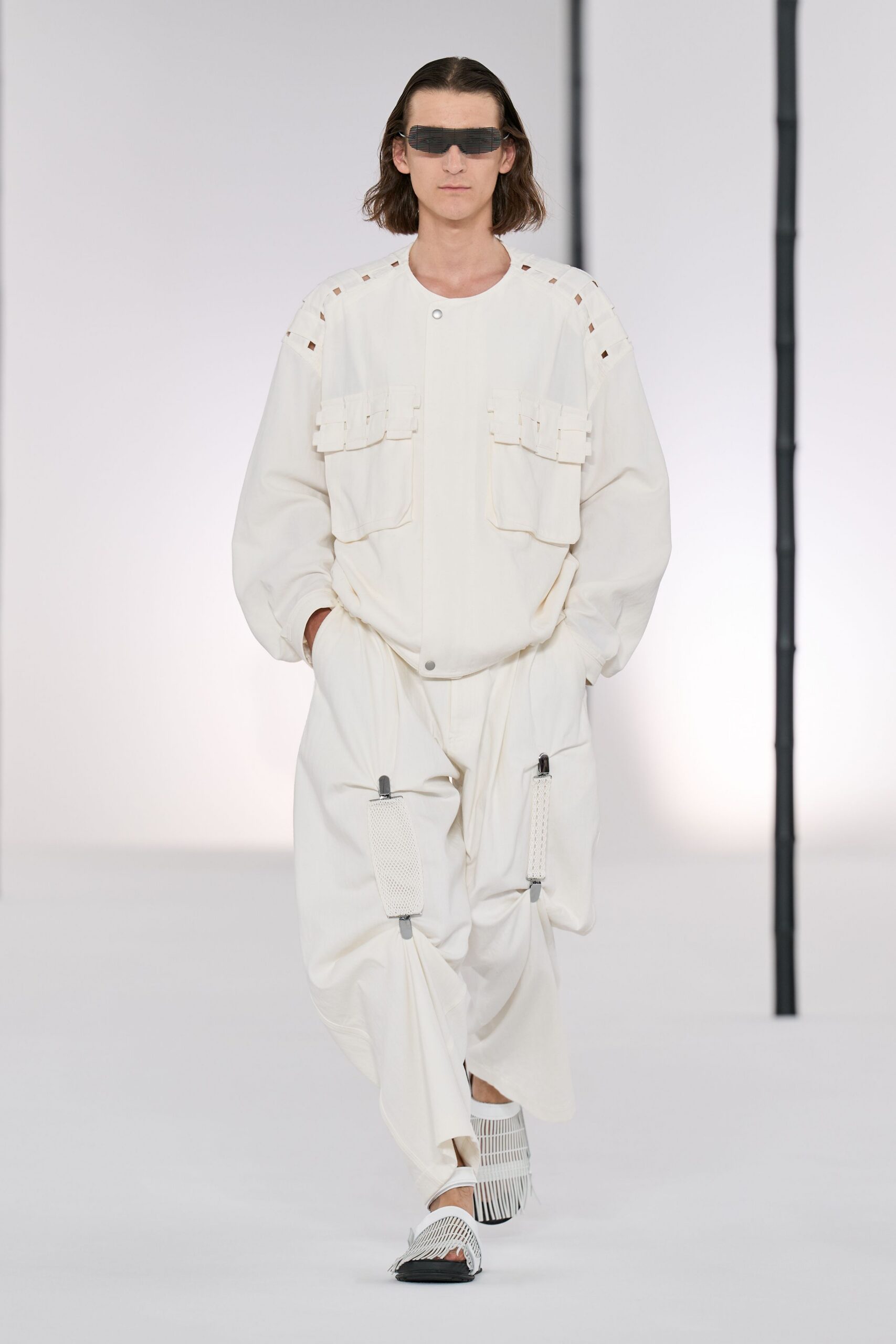 white cotton long-sleeve collared oversized buttoned jacket