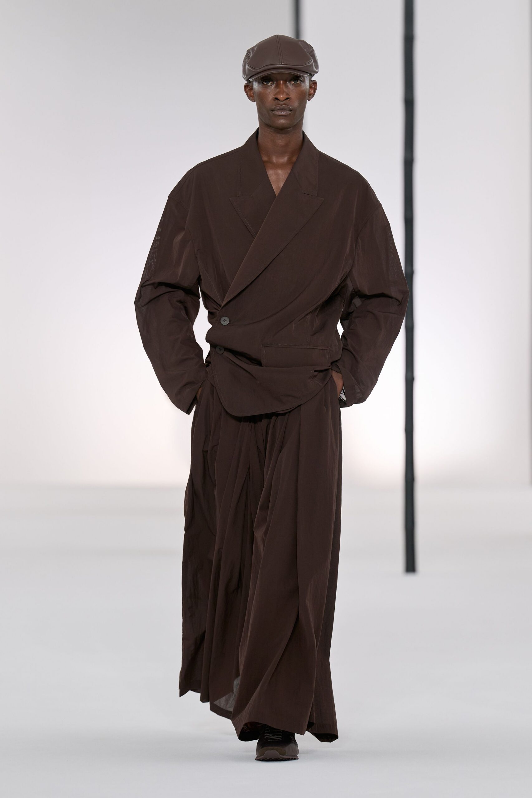 brown cotton long-sleeve collared relaxed pleated maxi coat