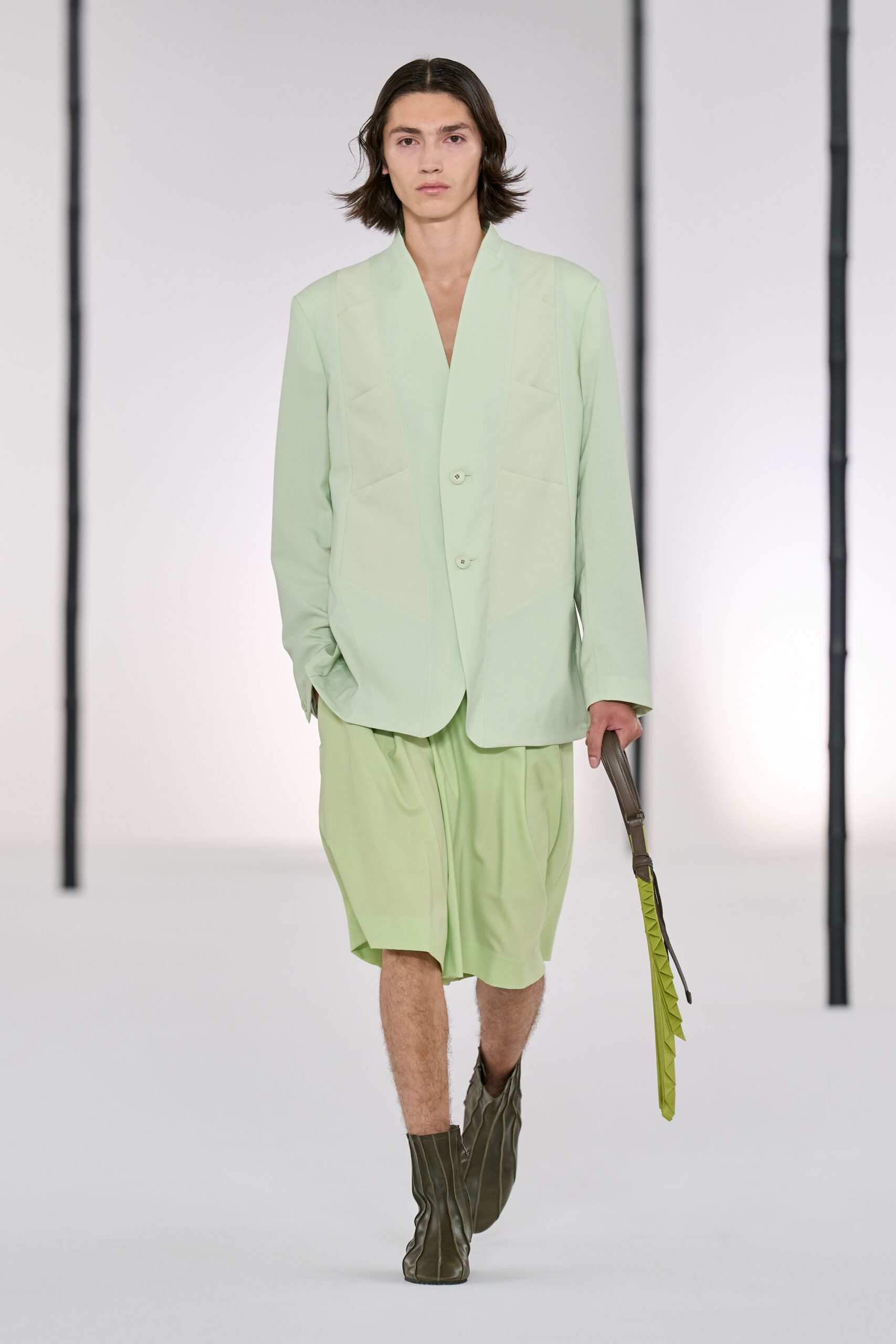 green cotton long-sleeve collared relaxed blazer