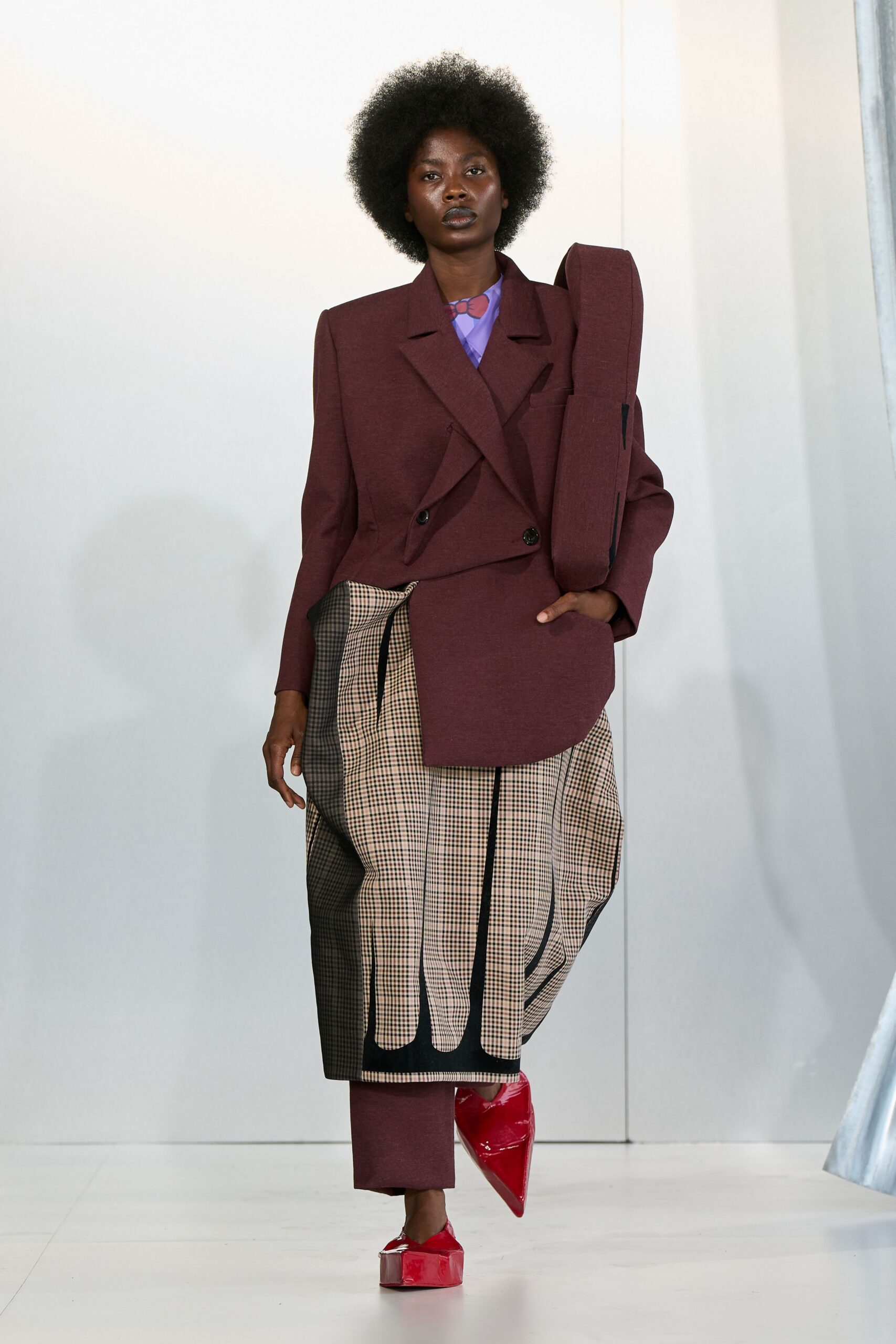 maroon wool long-sleeve double-breasted structured blazer
