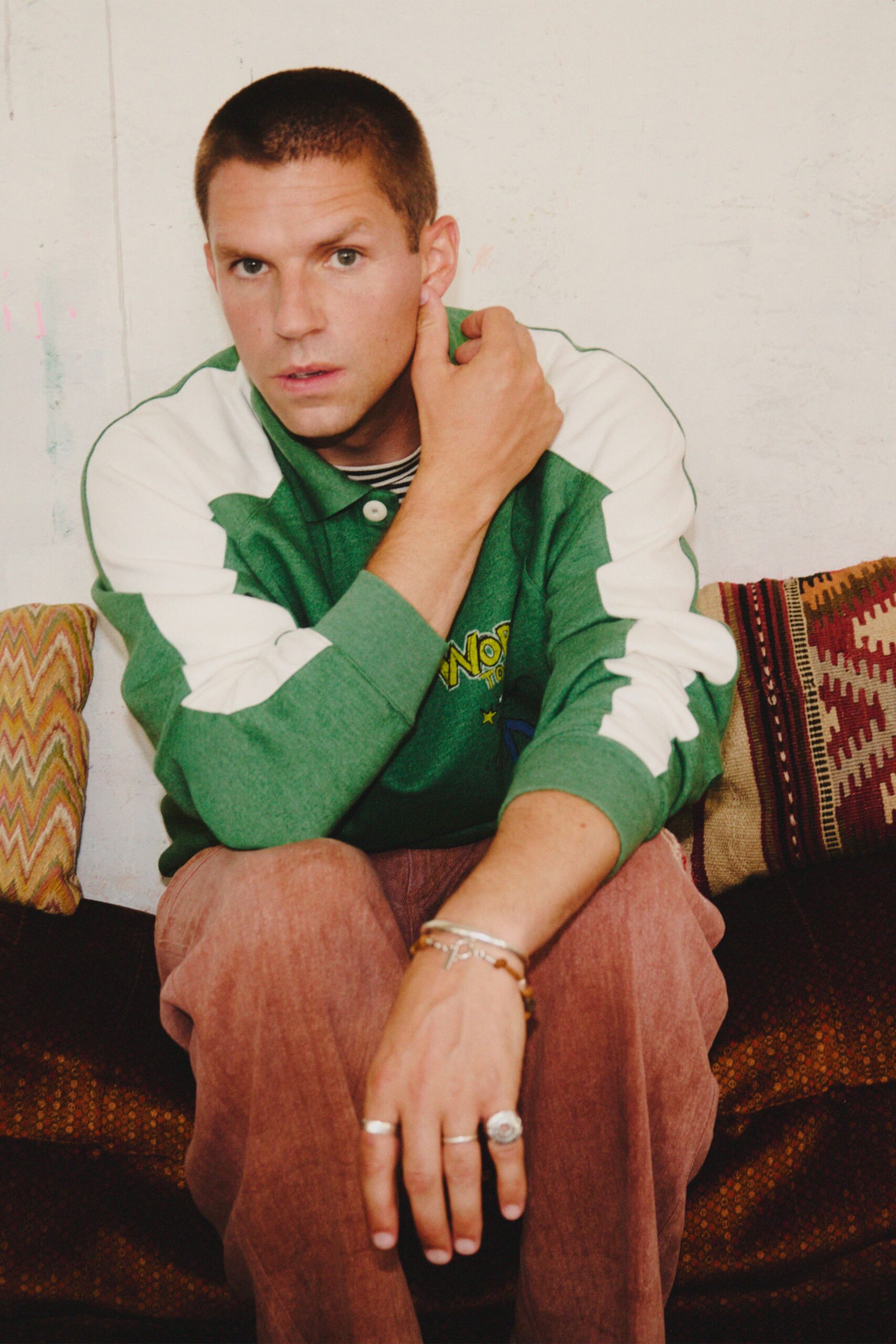 green cotton long-sleeve collared relaxed shirt