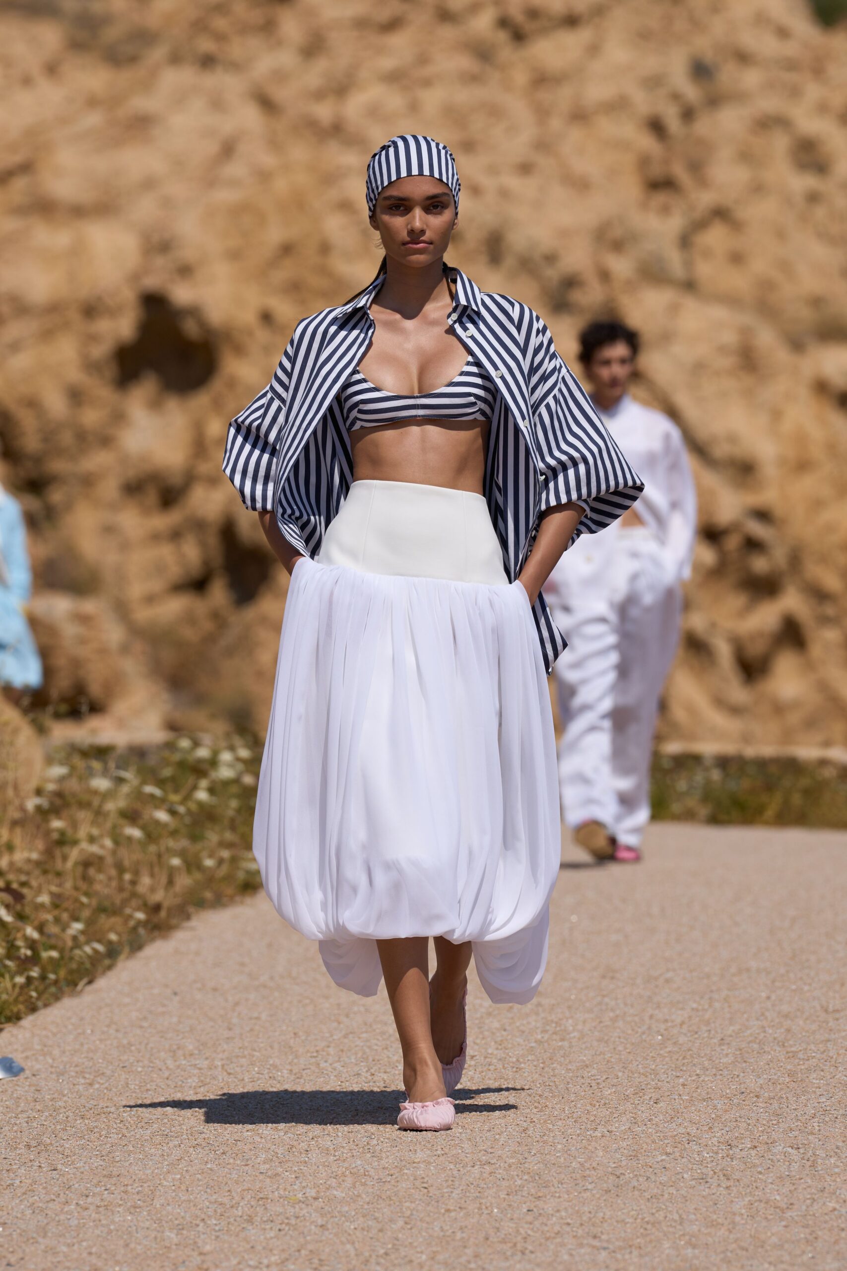 white cotton relaxed pleated midi skirt